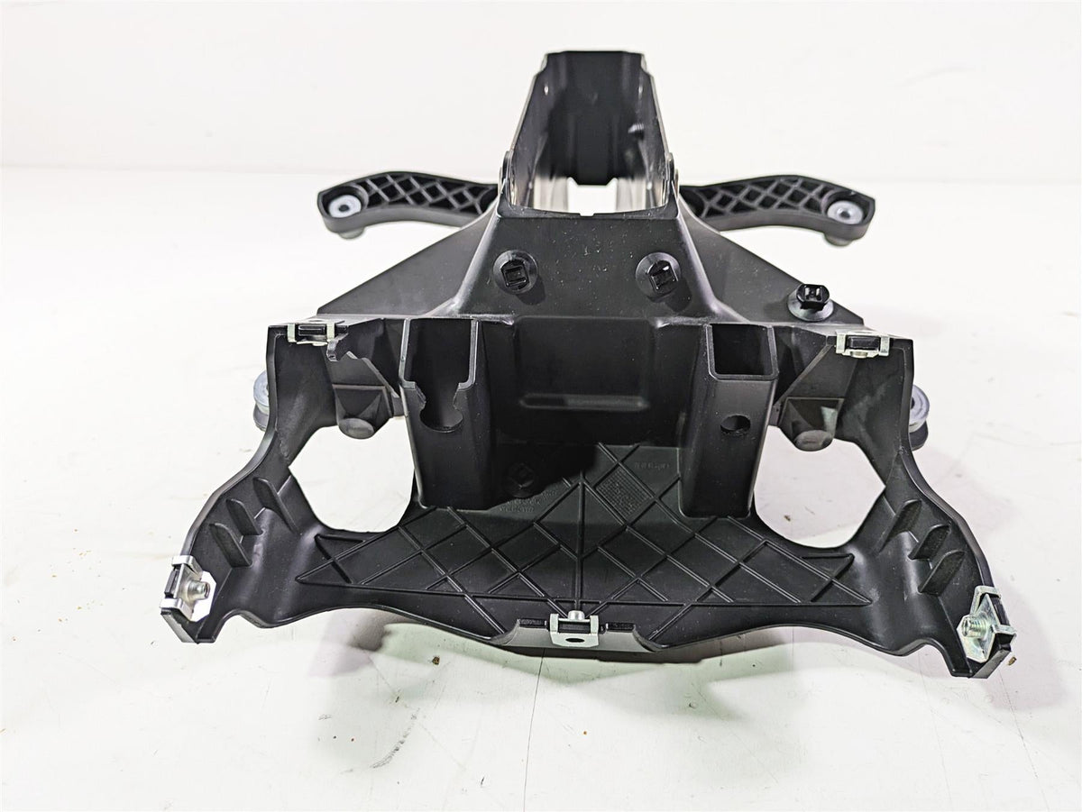 2019 BMW S1000XR K49 Front Panel Holder Carrier Stay 46637717040 {{ shop.shopifyCountryName }} - Mototech271