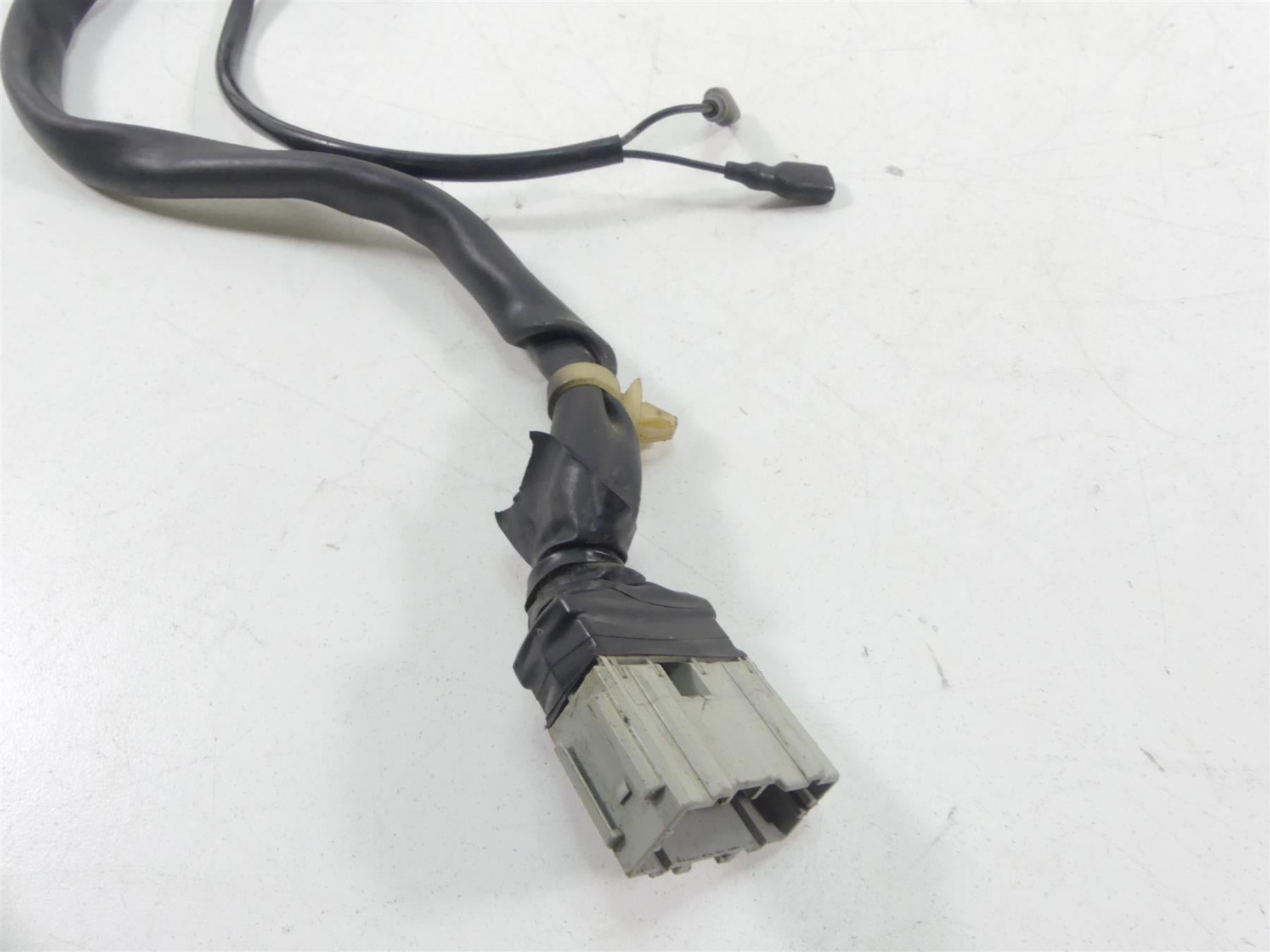 2004 Honda CBR1000RR SC57 Left Hand Horn Light Control Switch 35200-MEL-670 {{ shop.shopifyCountryName }} - Mototech271