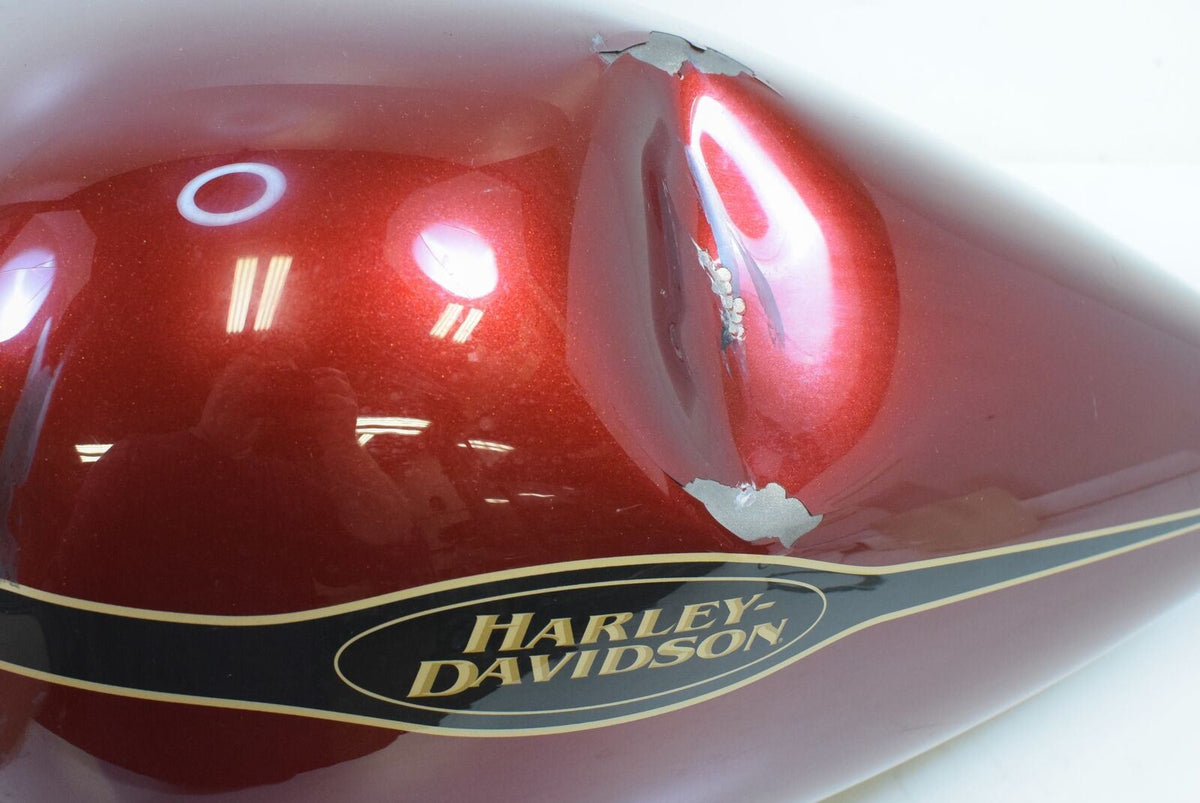 2009 Harley Touring FLTR Road Glide Fuel Gas Petrol Tank - Dented 61356-08 {{ shop.shopifyCountryName }} - Mototech271