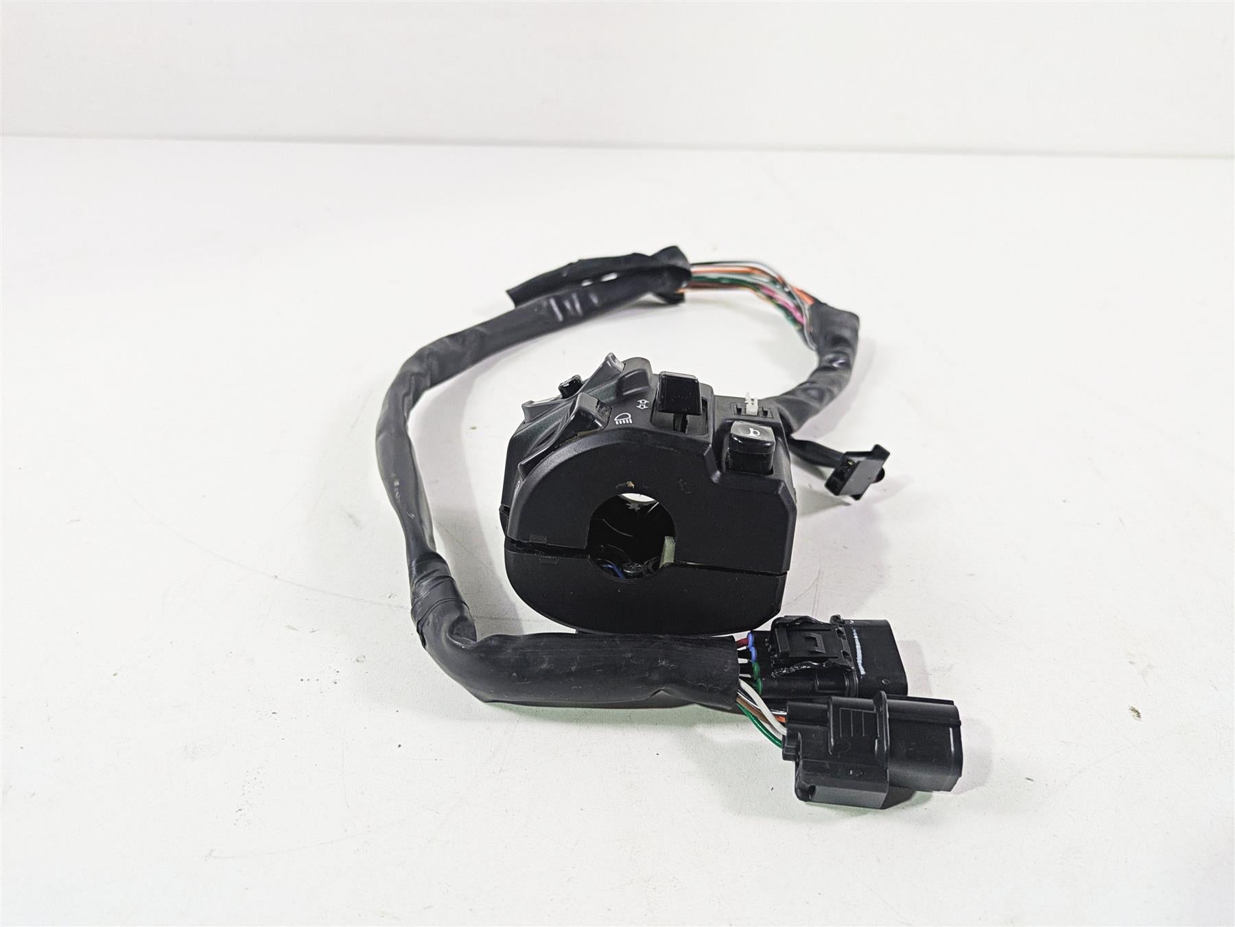 2024 Kawasaki ZX6R ZX636 Ninja Left Hand Control Switch Light Horn