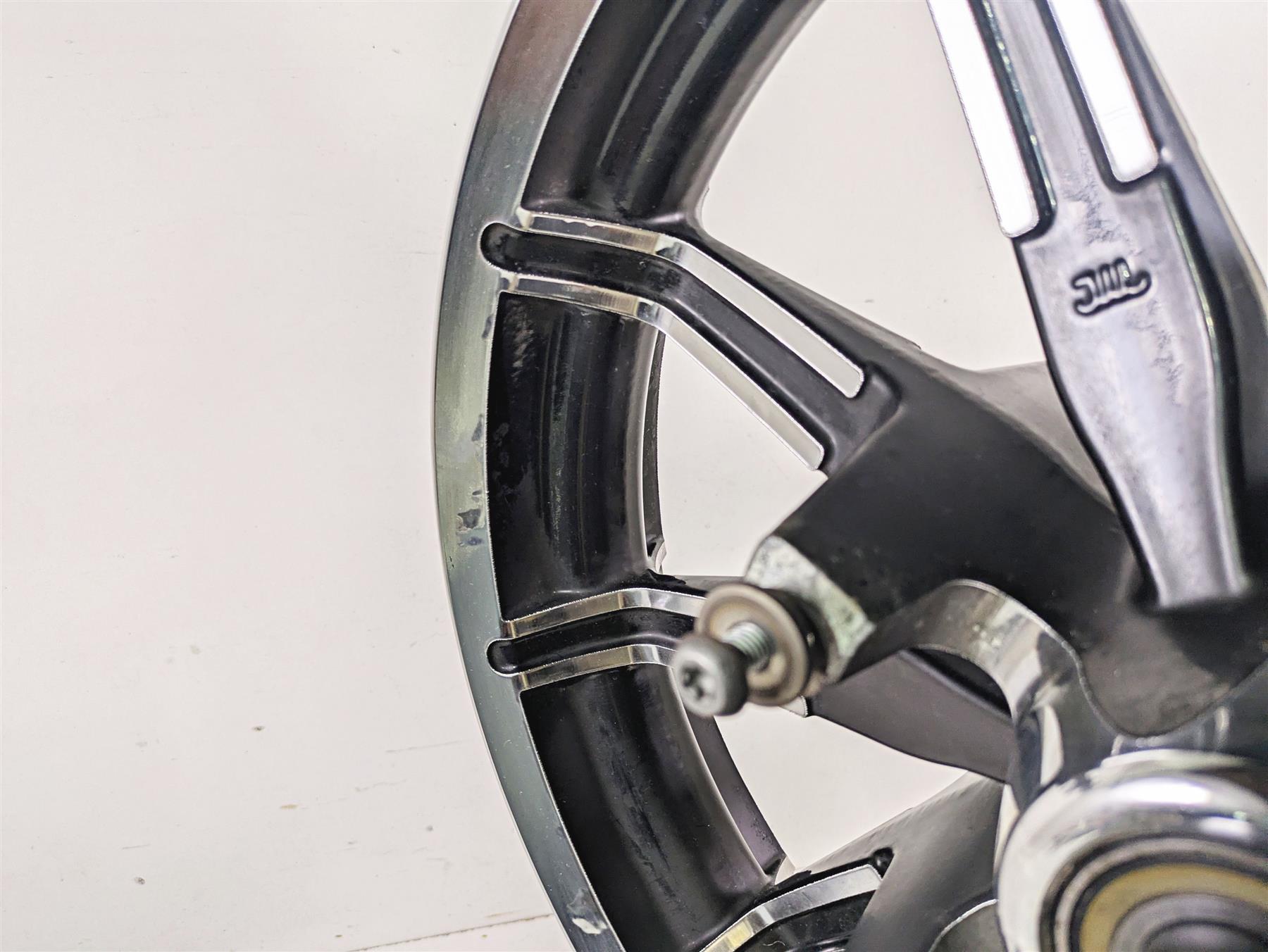 2015 Harley Touring FLHTKL Electra Glide 17x3 Front Wheel Cast 10 Spoke 43300386 {{ shop.shopifyCountryName }} - Mototech271