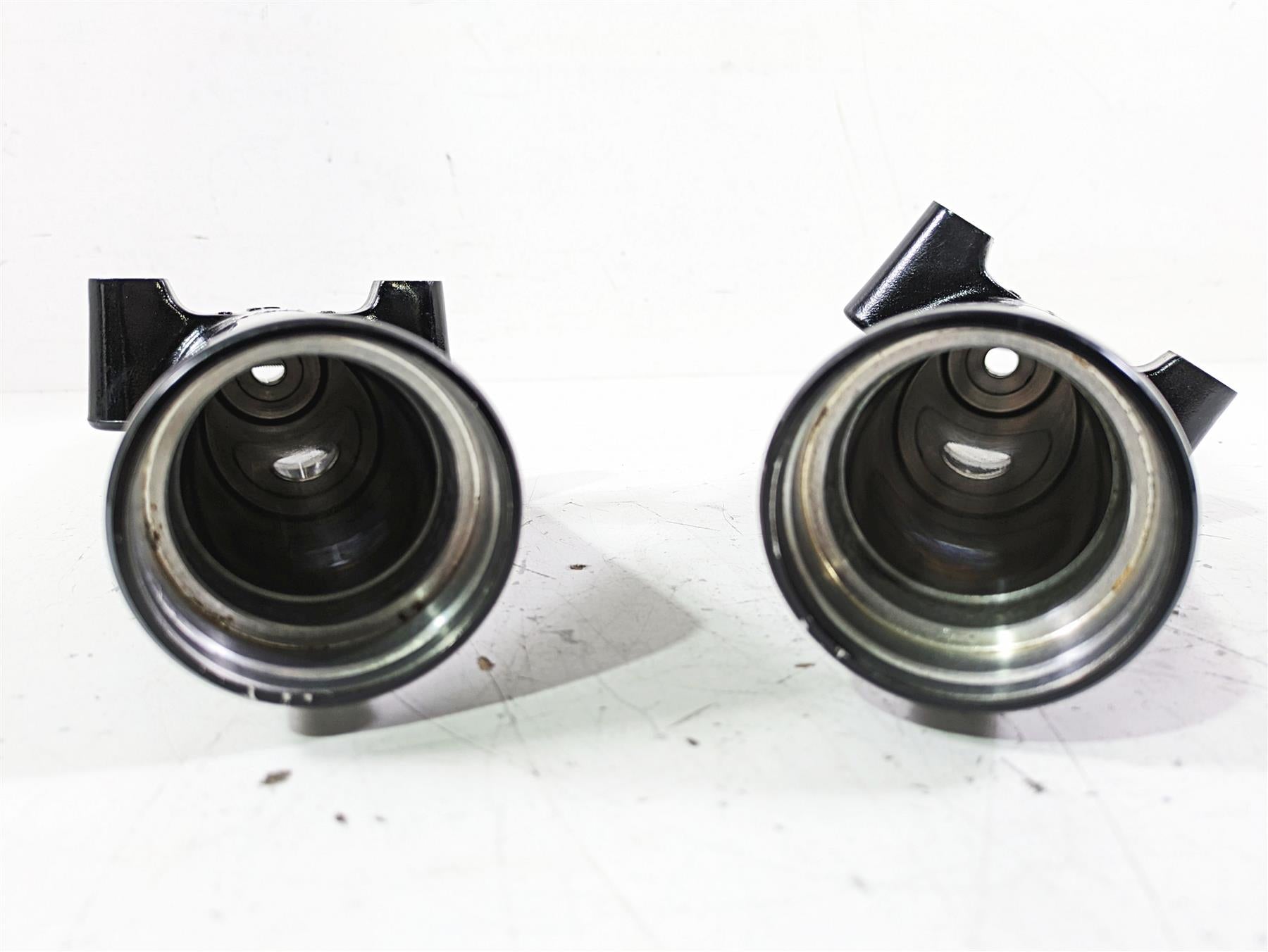 2019 Harley FLHCS Softail Heritage Front Fork Lowers 49Mm Read 45400190 45400189 {{ shop.shopifyCountryName }} - Mototech271
