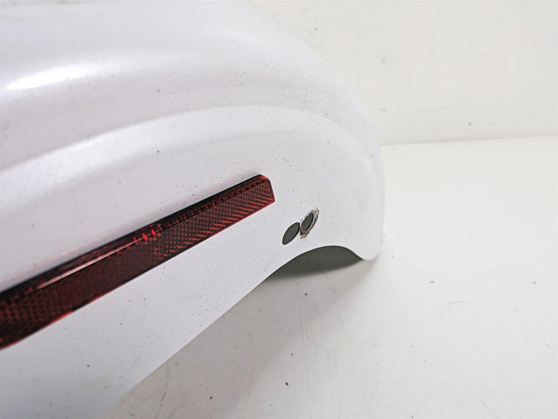 2015 Harley FXDL Dyna Low Rider Rear Fender White Hot Pearl 59634-06A {{ shop.shopifyCountryName }} - Mototech271