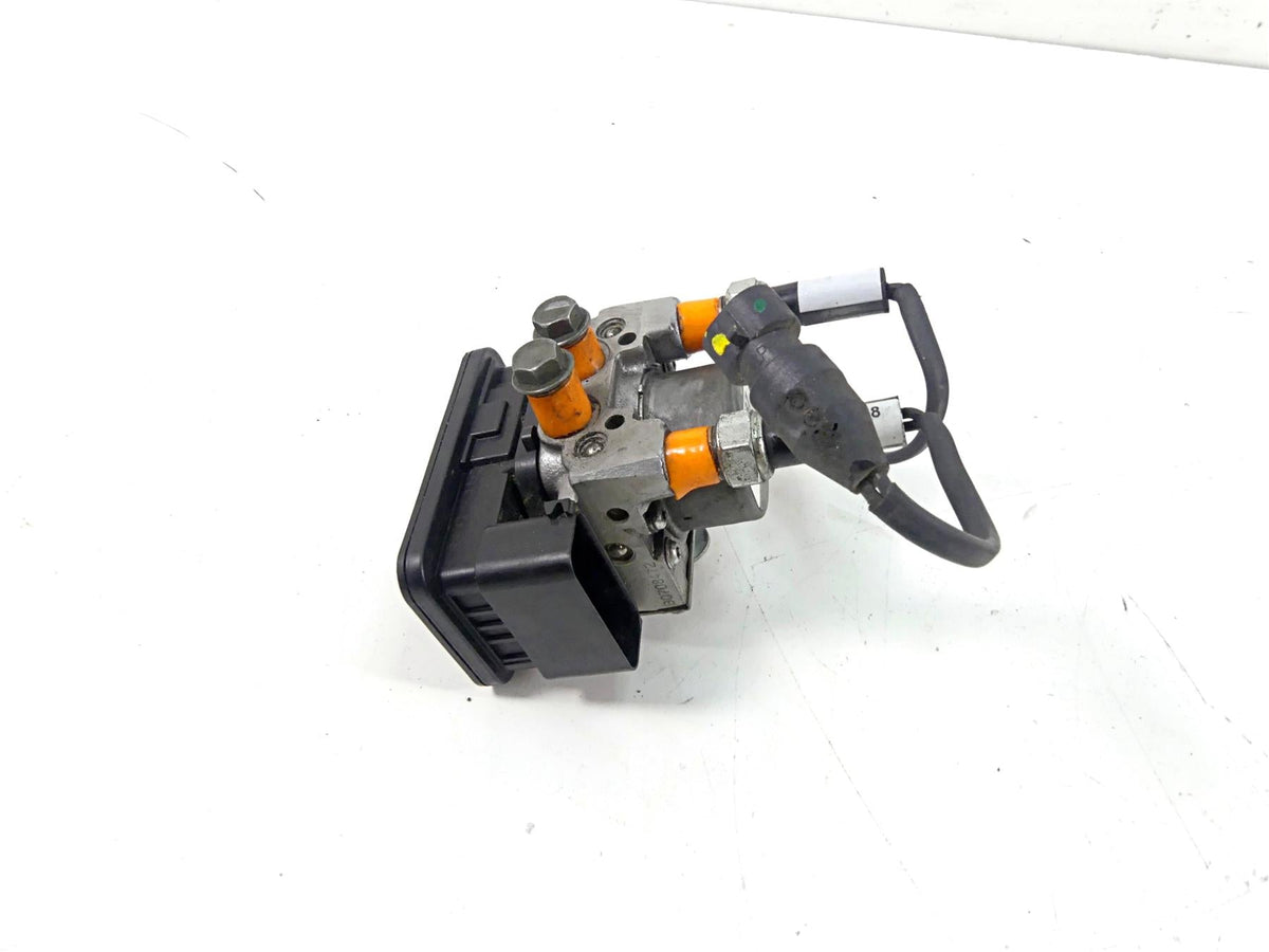 2019 Indian Chieftain Classic Nissin Abs Brake Pump Unit Module 2204981 {{ shop.shopifyCountryName }} - Mototech271
