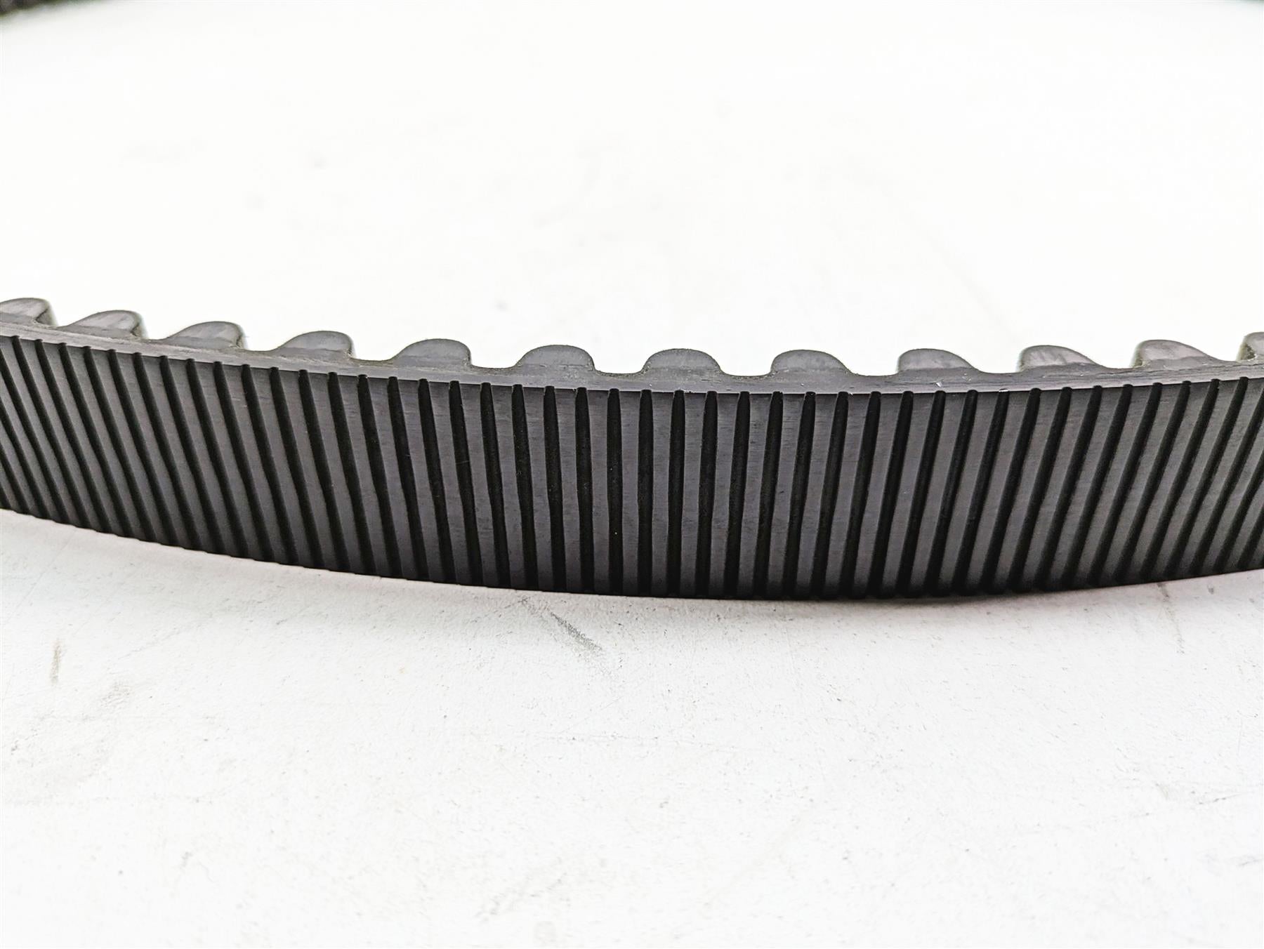2005 Harley Dyna FXDL Low Rider Rear Drive Belt 133T 1-1/8" 40015-00B {{ shop.shopifyCountryName }} - Mototech271