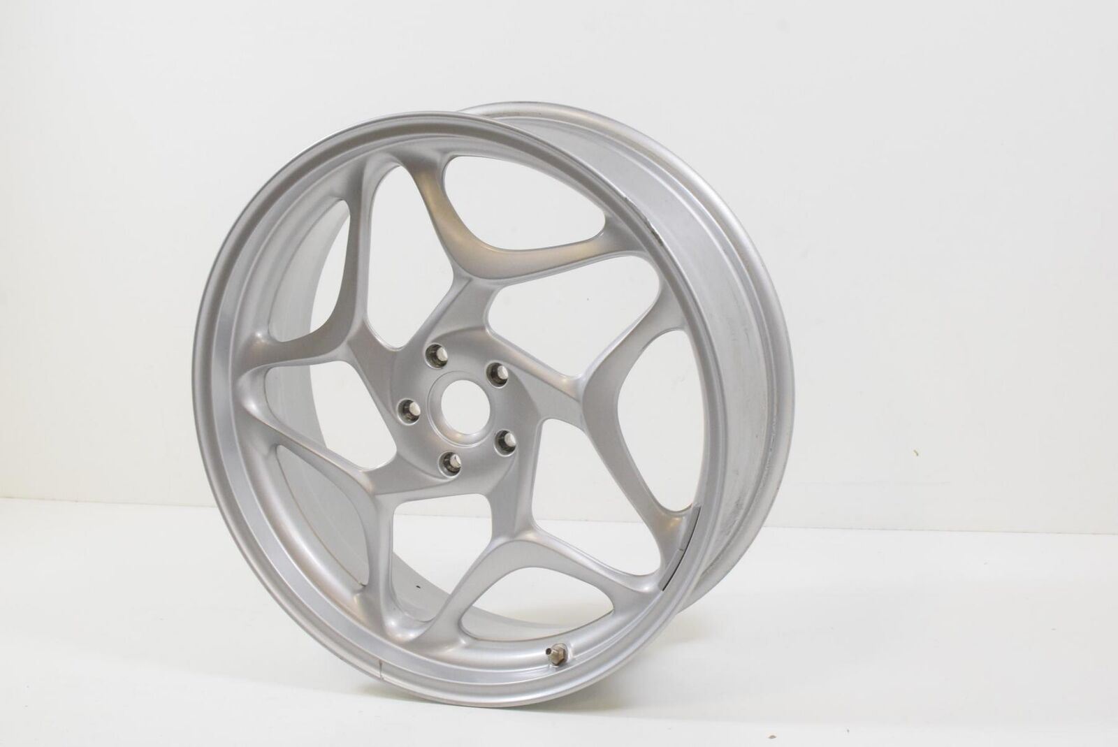 2009 BMW F800 ST K71 Rear Wheel Rim DENT 5.5x17 36317684724 {{ shop.shopifyCountryName }} - Mototech271