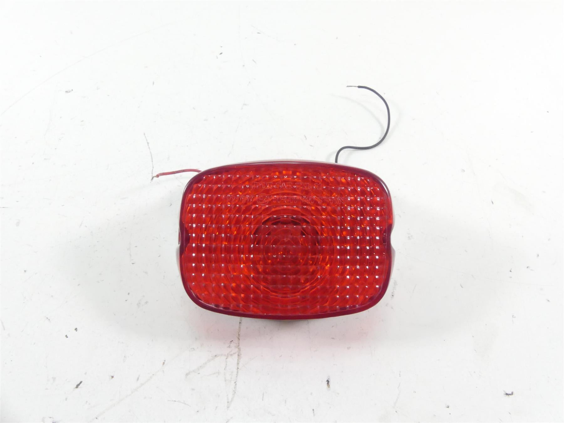1998 Harley Dyna FXDL Low Rider Taillight Tail Light Rear Lamp - Read 68033-90 {{ shop.shopifyCountryName }} - Mototech271