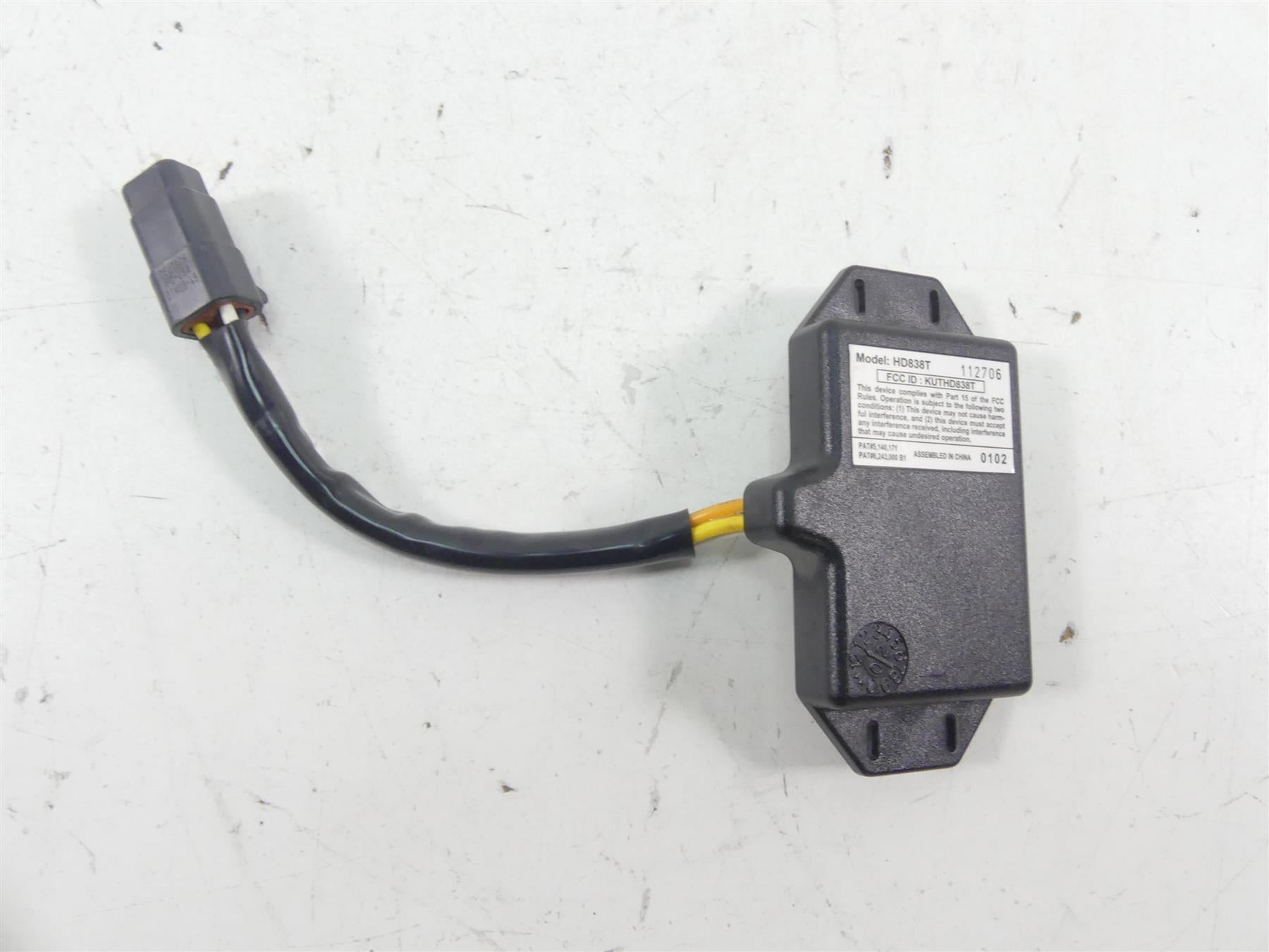 2005 Harley Touring CVO FLHTCSE Electra Glide Garage Door Transmitter 91574-04 {{ shop.shopifyCountryName }} - Mototech271