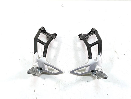 2017 Mv Agusta Dragster 800 Rear Passenger Footpeg Set 80B0B8764 80B0B8765 {{ shop.shopifyCountryName }} - Mototech271