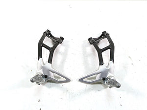 2017 Mv Agusta Dragster 800 Rear Passenger Footpeg Set 80B0B8764 80B0B8765