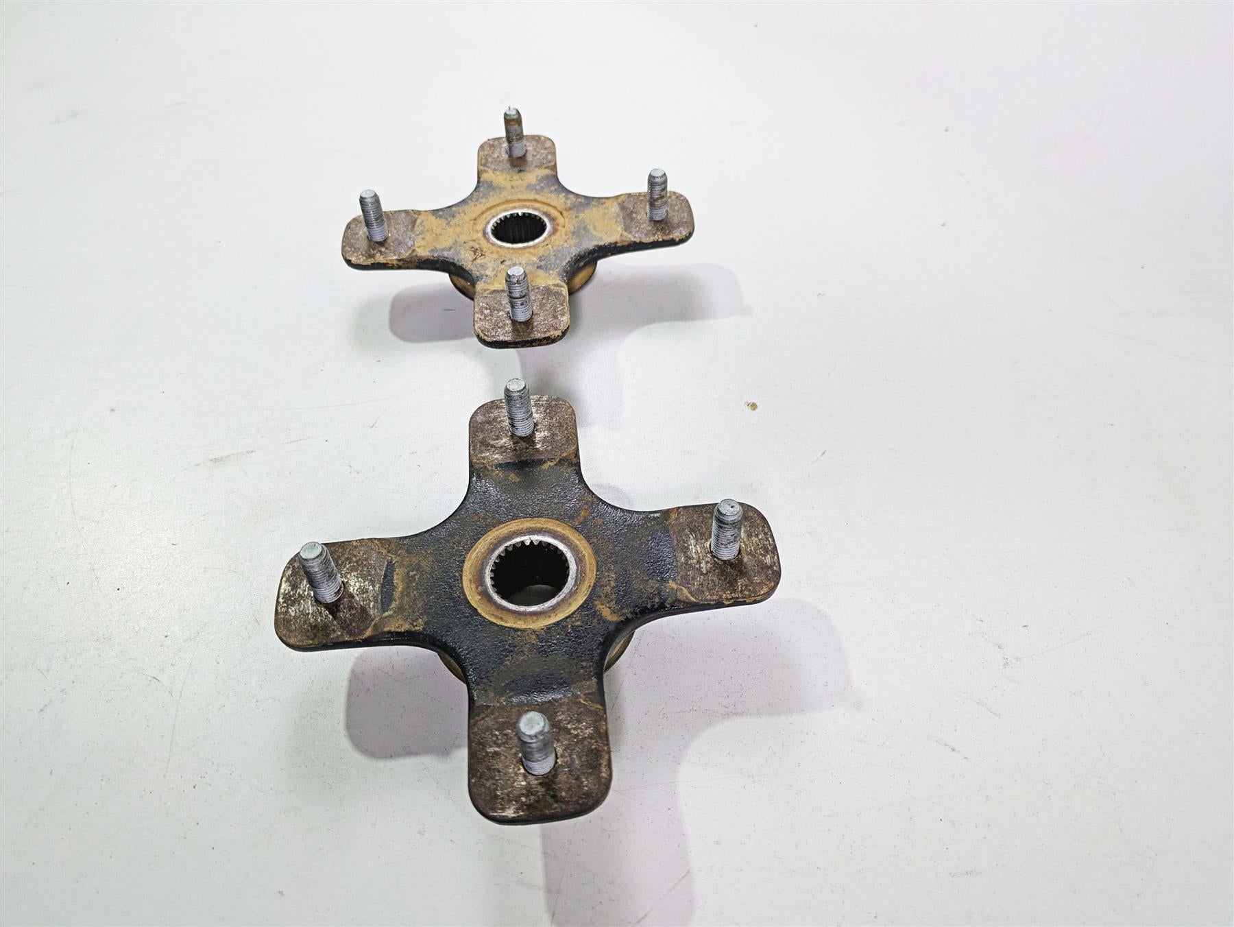 2011 Can-Am Outlander 650 4X4 XT Rear Wheel Rim Hub Set 705501713 {{ shop.shopifyCountryName }} - Mototech271