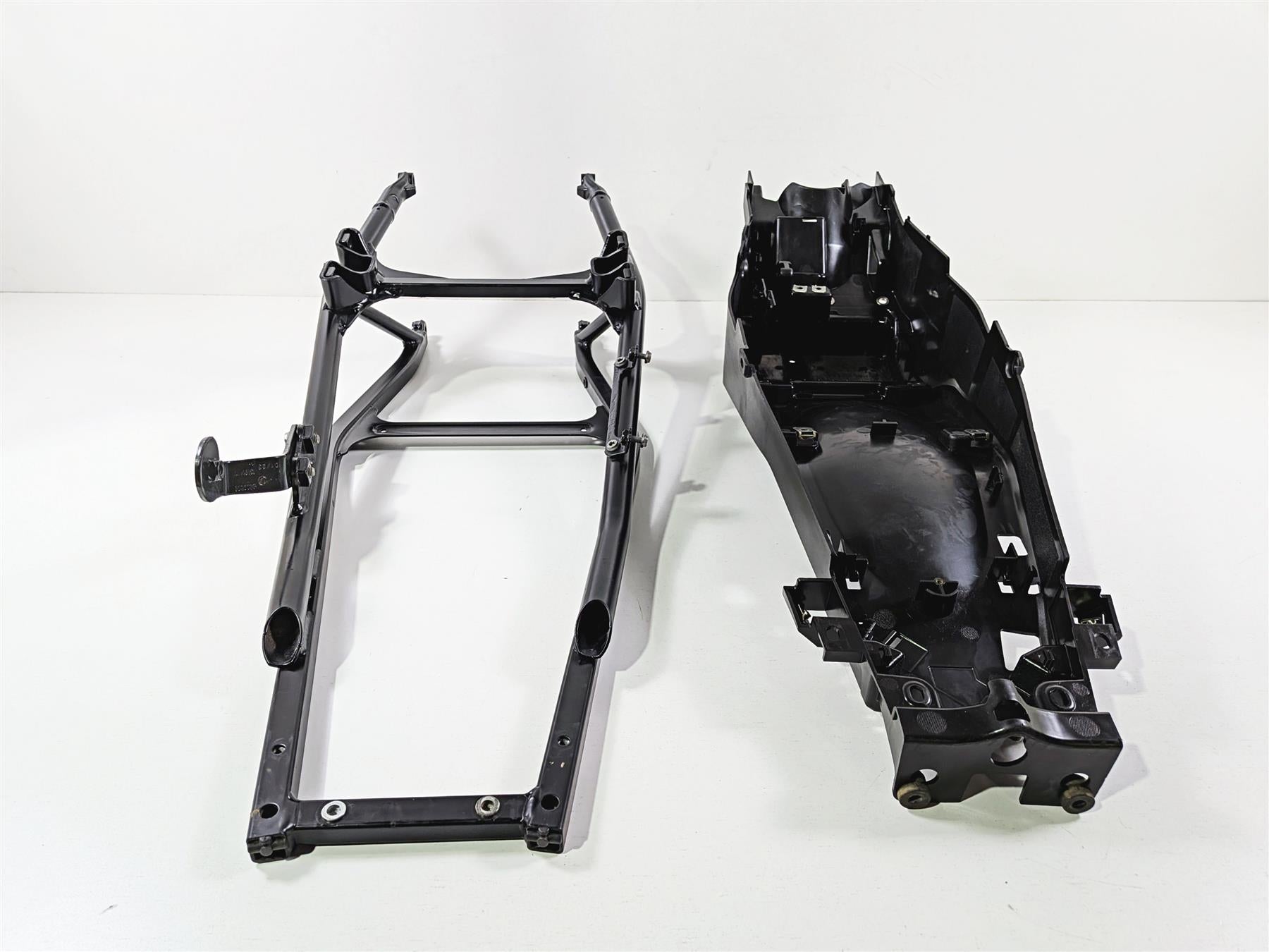 2023 BMW F850GS K81 Rear Subframe Sub Frame 46518564750 46518414766 {{ shop.shopifyCountryName }} - Mototech271
