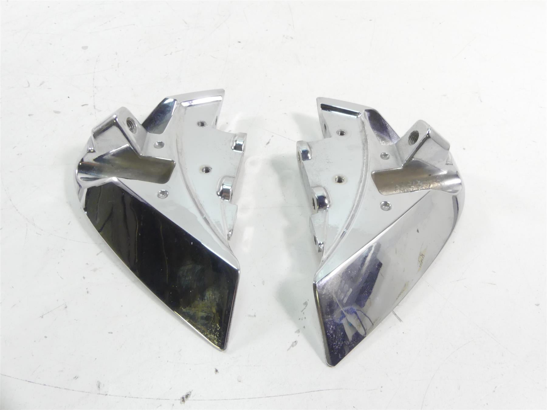 2011 Victory Vision Tour Highway Peg Bumper Front Tip Over Chrome 5136049 {{ shop.shopifyCountryName }} - Mototech271