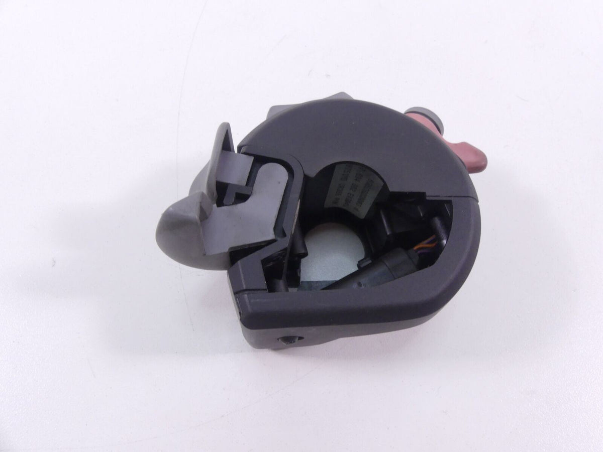 2008 BMW R1200R K27 Right Hand Control Switch Heated Start Stop Kill 6131769498 {{ shop.shopifyCountryName }} - Mototech271