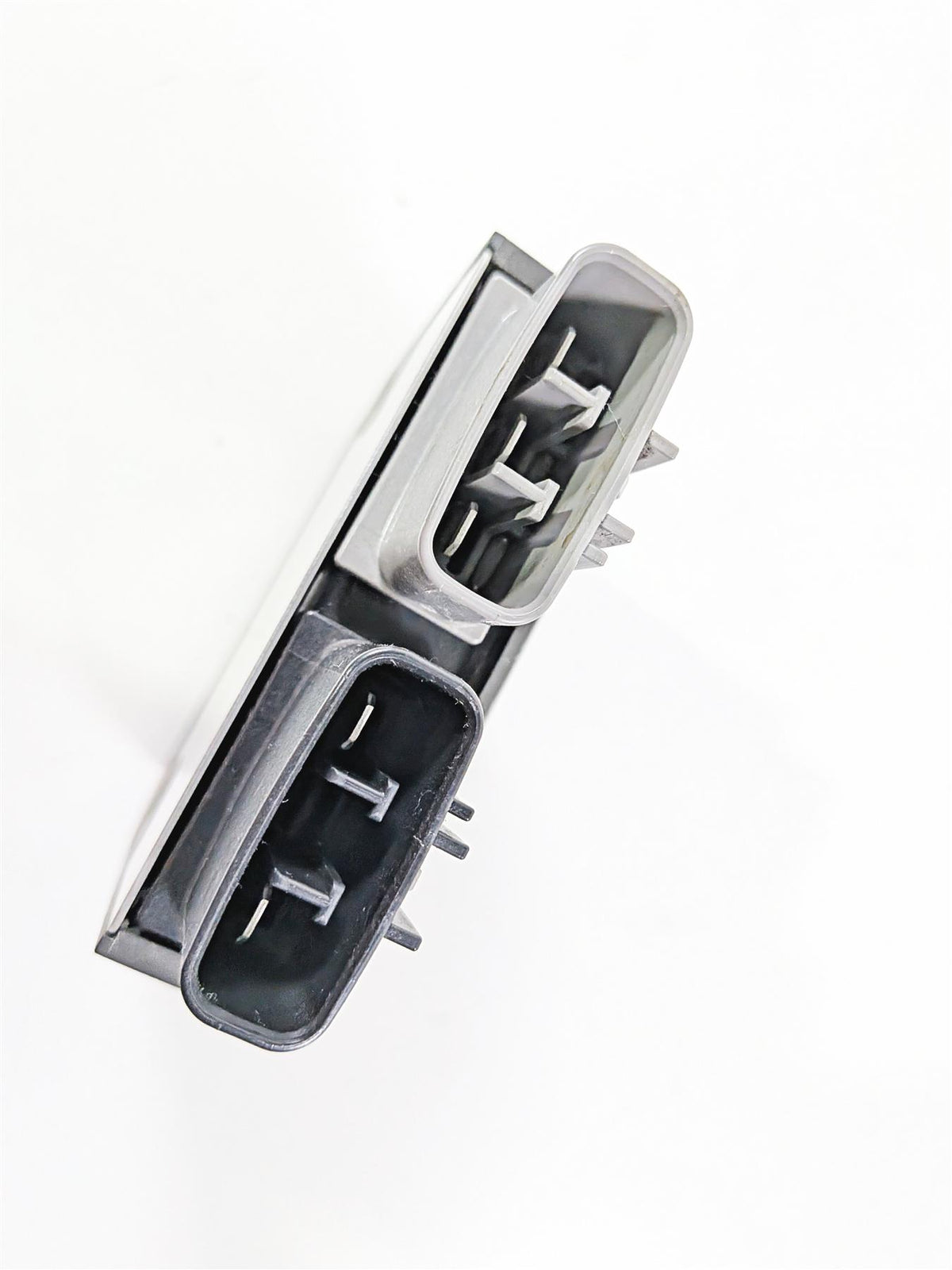 2020 Triumph Street Triple 765RS Rectifier Voltage Regulator T1300675 FH020AA-Mototech271
