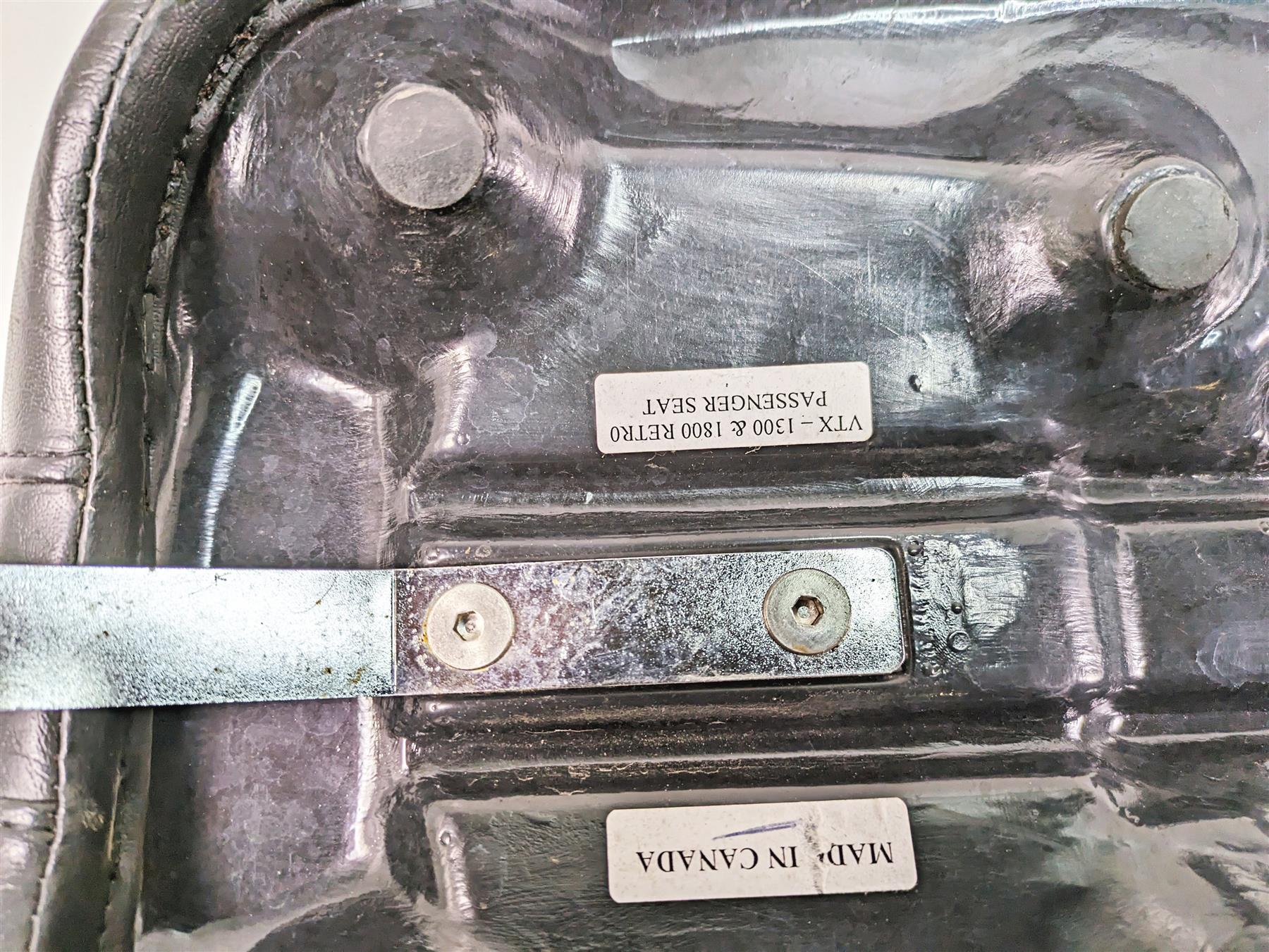 2006 Honda V-Twin VTX1300 R Ultimate Seats Lowrider Driver Seat Set 2P-10090 {{ shop.shopifyCountryName }} - Mototech271