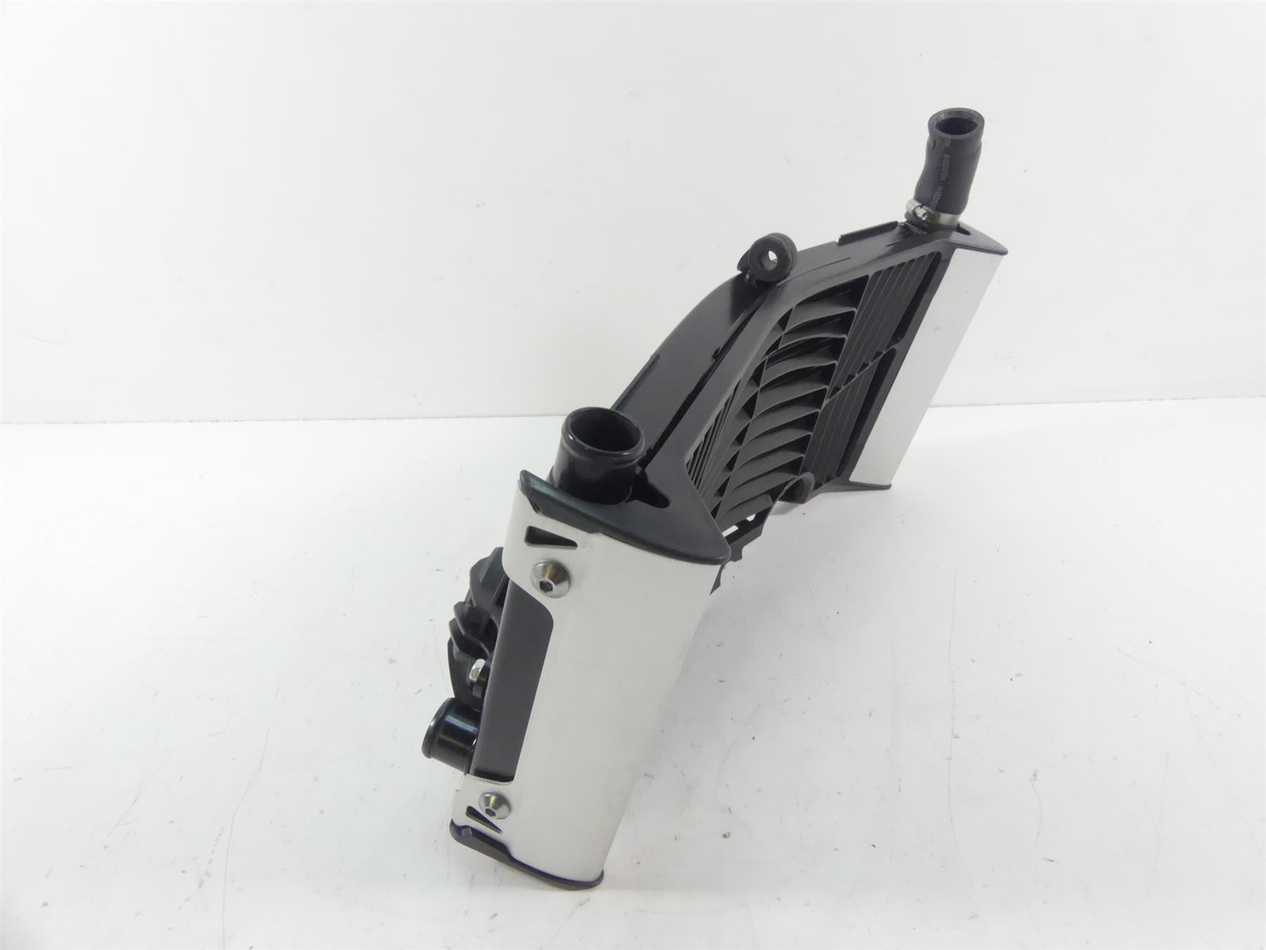 2013 Yamaha VMX17 V-Max 1700 Upper Radiator Cooler Fan Cover Set 2S3-12461-09-00 {{ shop.shopifyCountryName }} - Mototech271