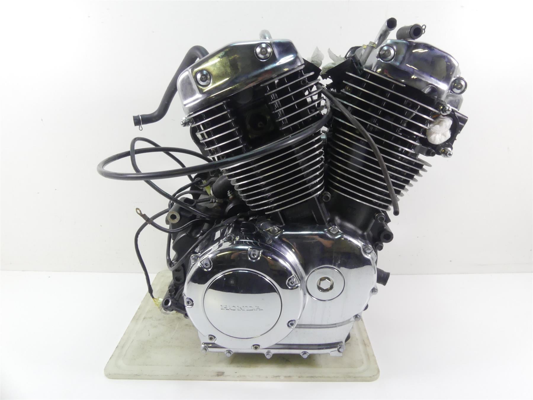 2007 Honda VT1100 C2 Shadow Running Engine Motor 5K - Video -Read 11100-MBC-000 {{ shop.shopifyCountryName }} - Mototech271