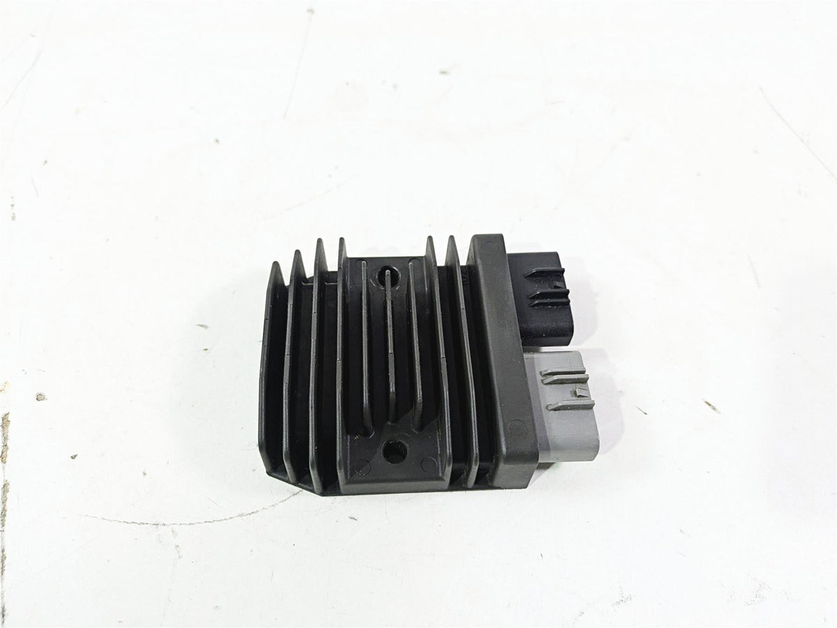 2015 BMW R1200GS Adv K51 Rectifier Voltage Regulator FH927AB 12318523367 {{ shop.shopifyCountryName }} - Mototech271