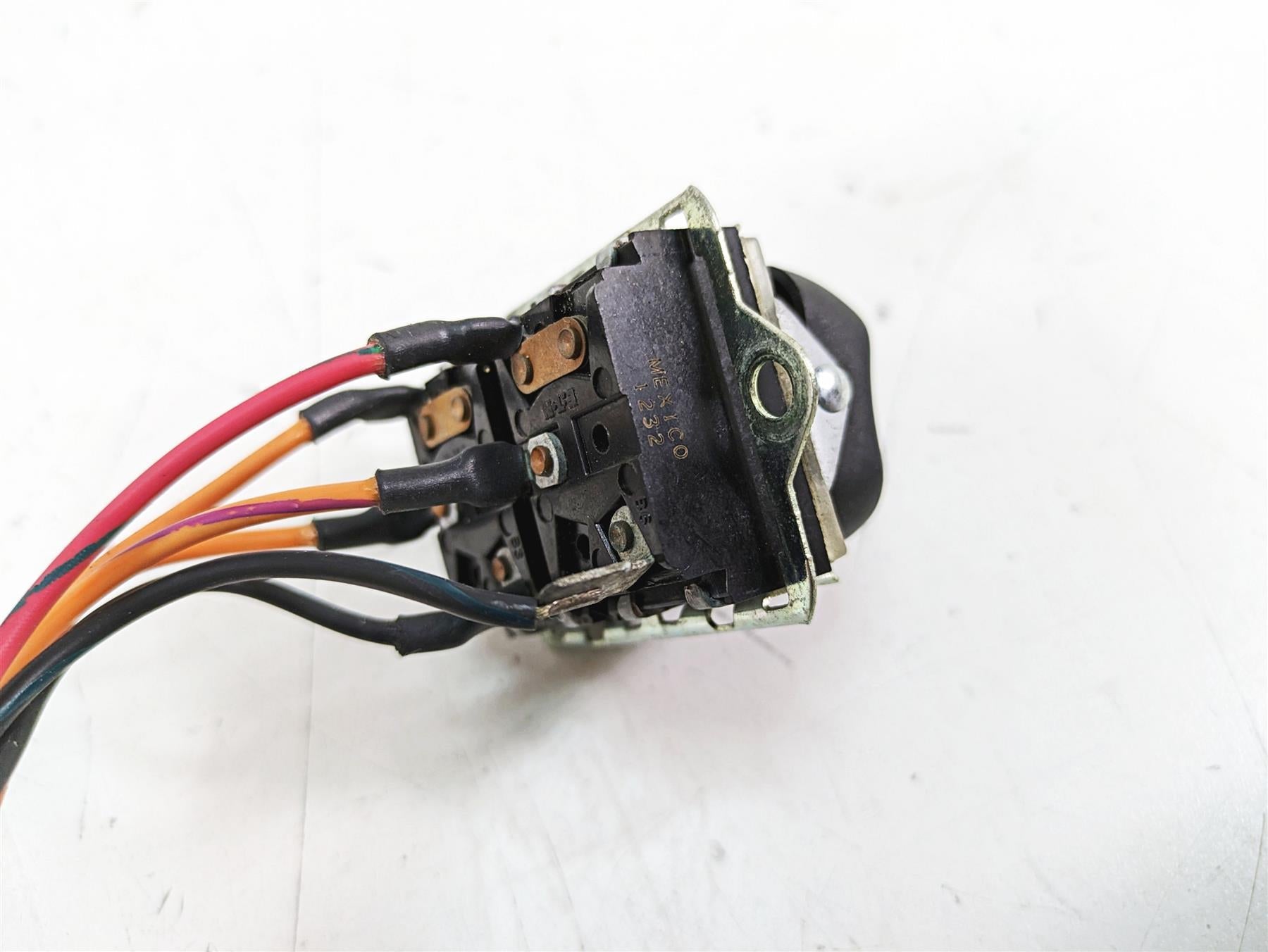 2013 Harley Touring FLHX Street Glide Auxiliary Cruise Switch Set 70219-08 {{ shop.shopifyCountryName }} - Mototech271