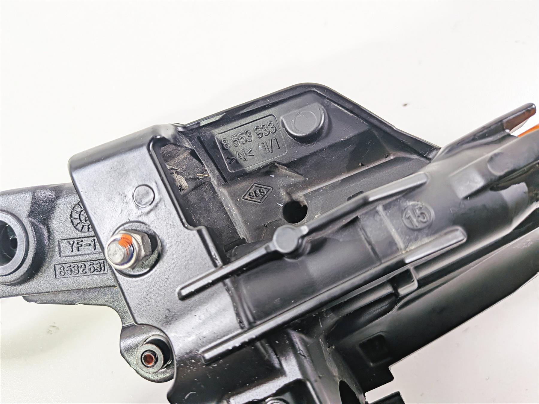 2016 BMW R1200RT RT RTW K52 Front Brake Master Cylinder 32728559604 {{ shop.shopifyCountryName }} - Mototech271