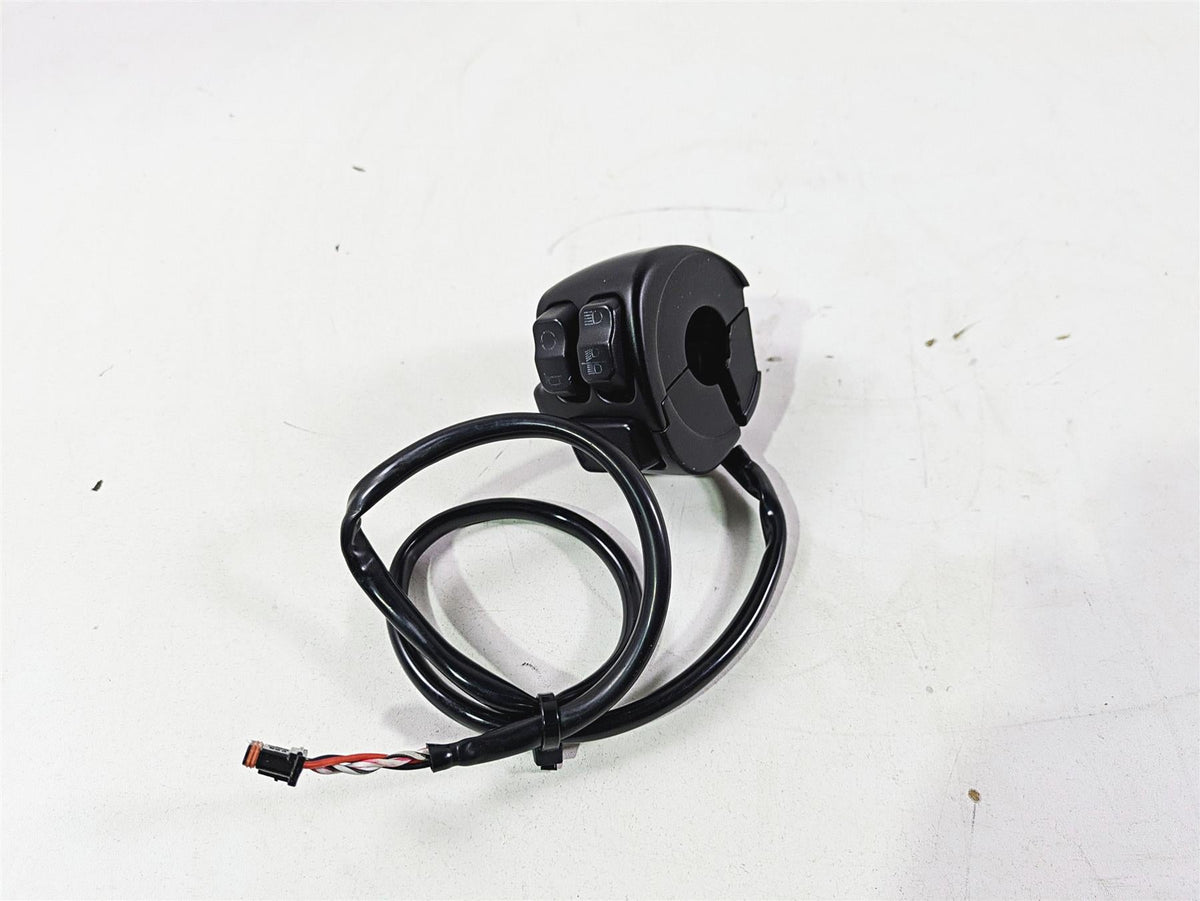 2020 Harley Softail FXST Standard Left Hand Turn Signal Control Switch 71500292 {{ shop.shopifyCountryName }} - Mototech271