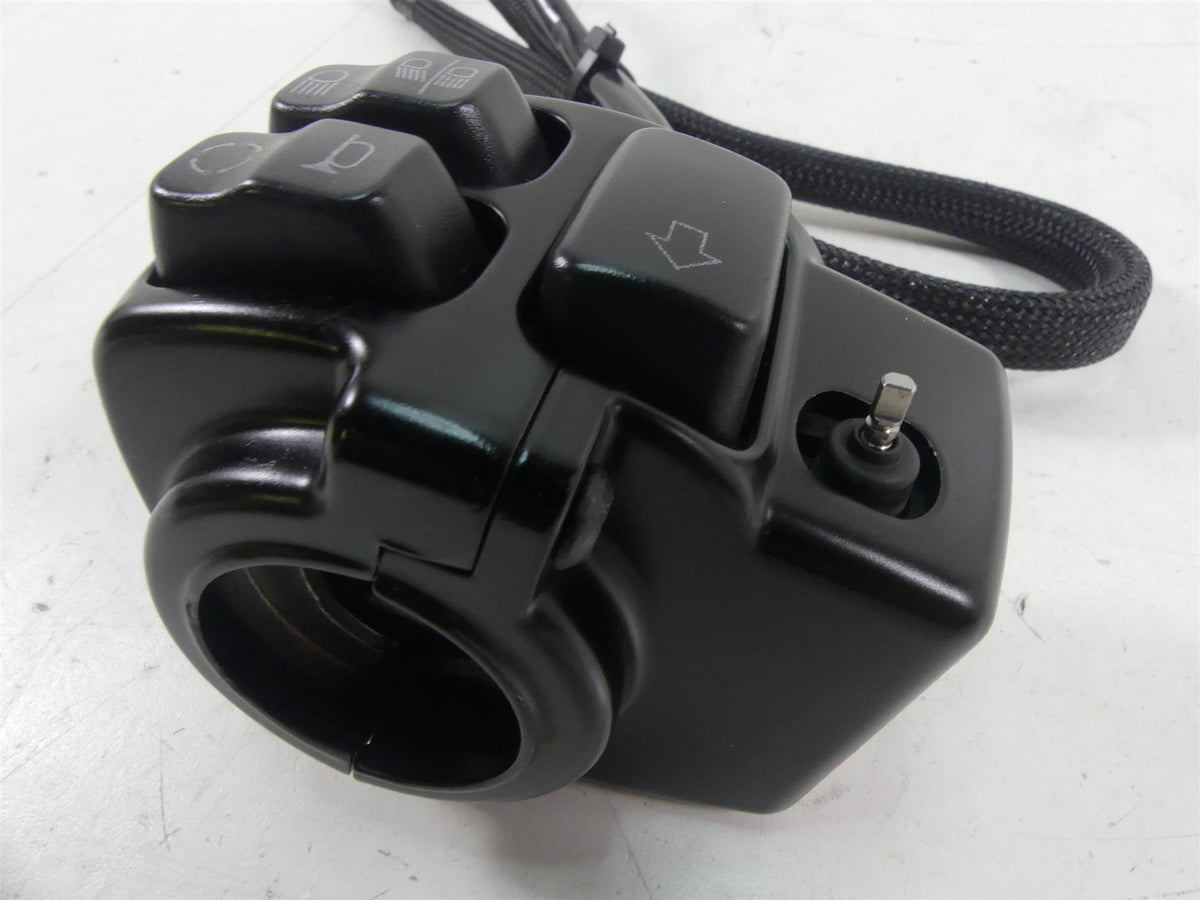 2017 Harley FXSE CVO Pro Street Breakout Left Hand Control Switch 71500458 {{ shop.shopifyCountryName }} - Mototech271