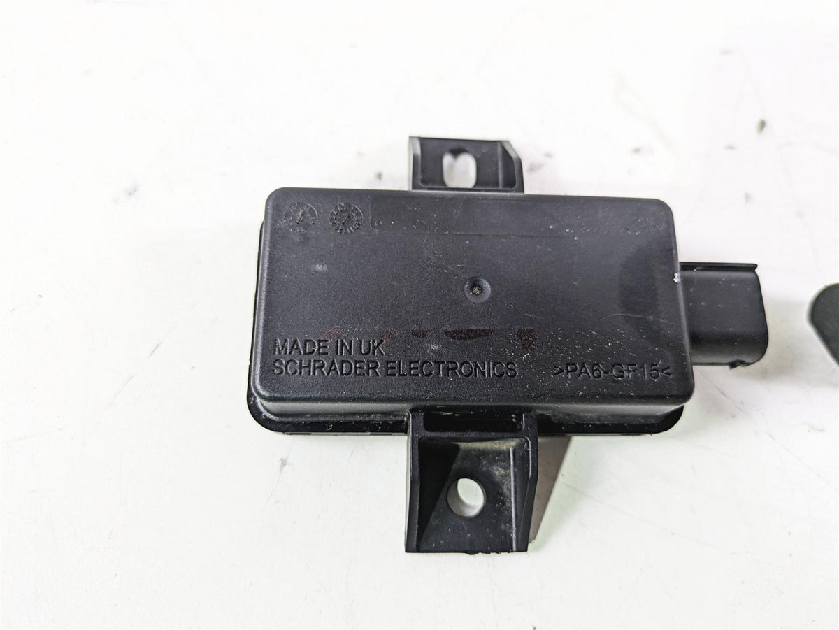 2015 BMW K1600 GT K48 RDC Tire Pressure Module & Rear Sensor 65758546222 {{ shop.shopifyCountryName }} - Mototech271