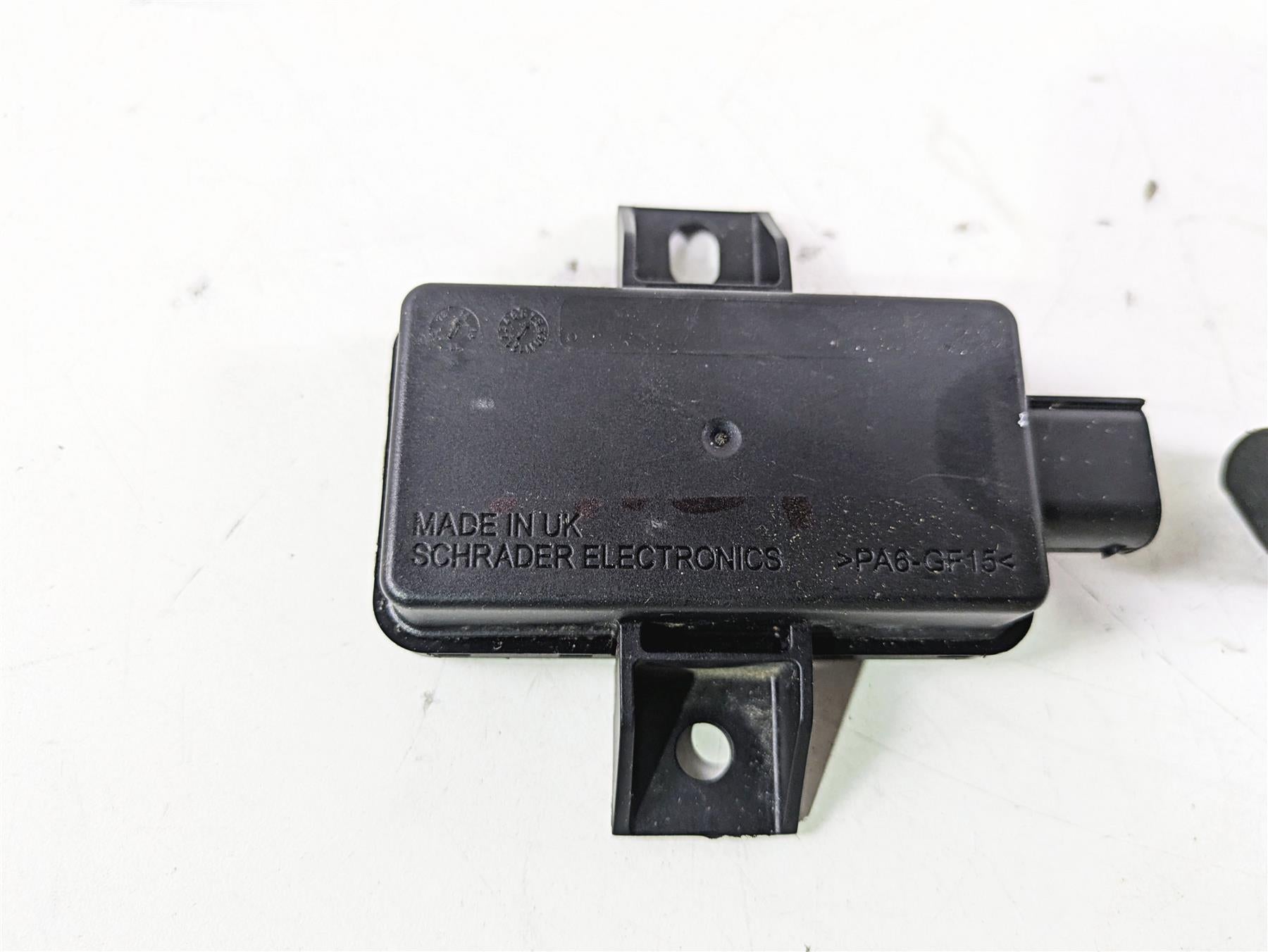 2015 BMW K1600 GT K48 RDC Tire Pressure Module & Rear Sensor 65758546222 {{ shop.shopifyCountryName }} - Mototech271