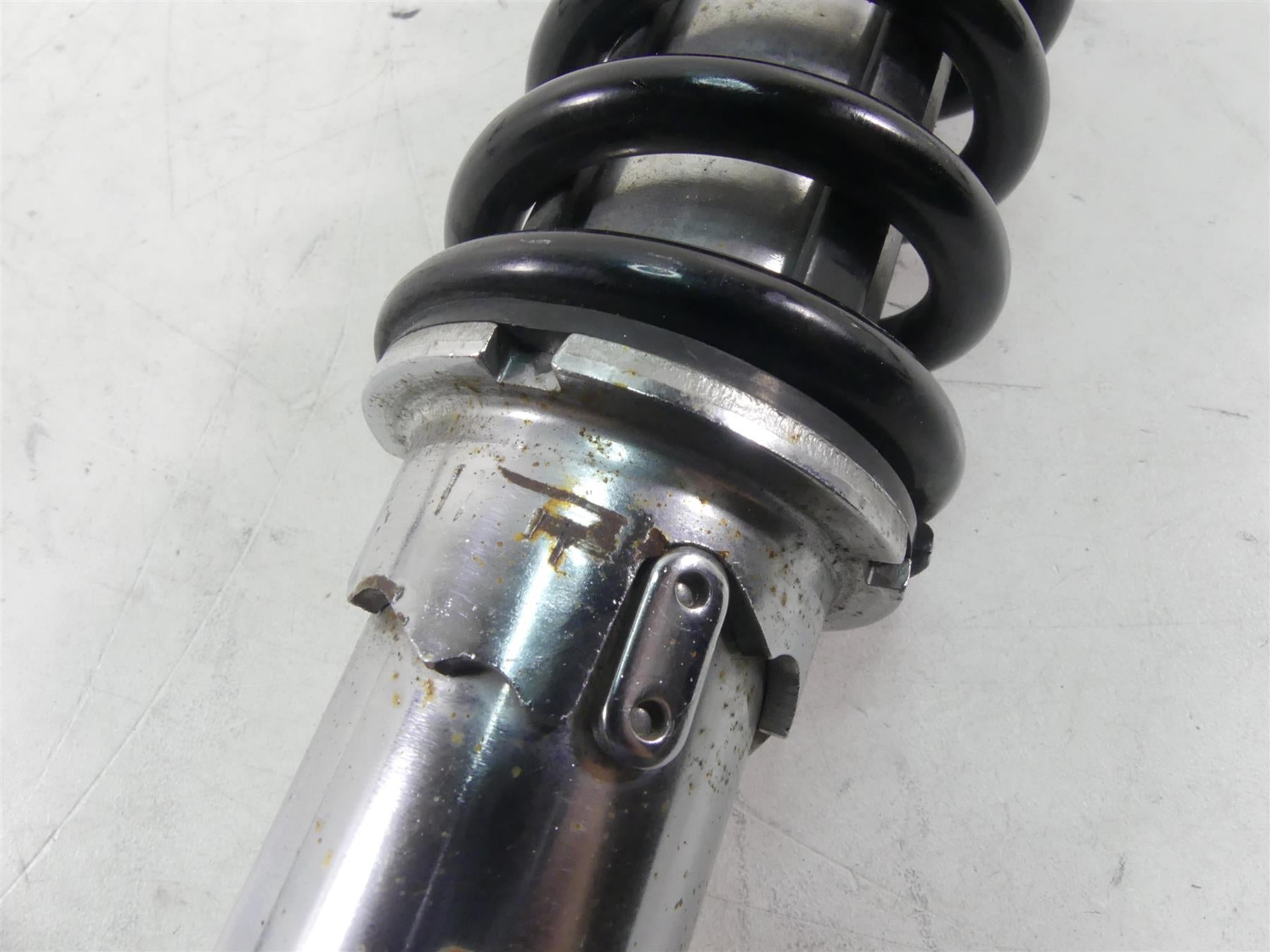 2011 Harley VRSCF Muscle Rod 1 Rear Shock Damper Suspension 13" 54617-09 {{ shop.shopifyCountryName }} - Mototech271