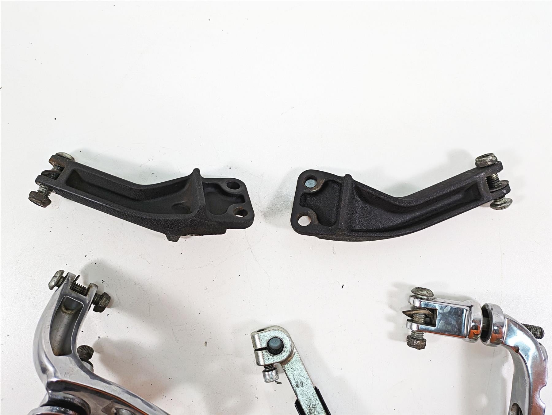 2009 Harley FXDC Dyna Super Glide Custom Front Control Footpeg Mounts 50649-90 {{ shop.shopifyCountryName }} - Mototech271