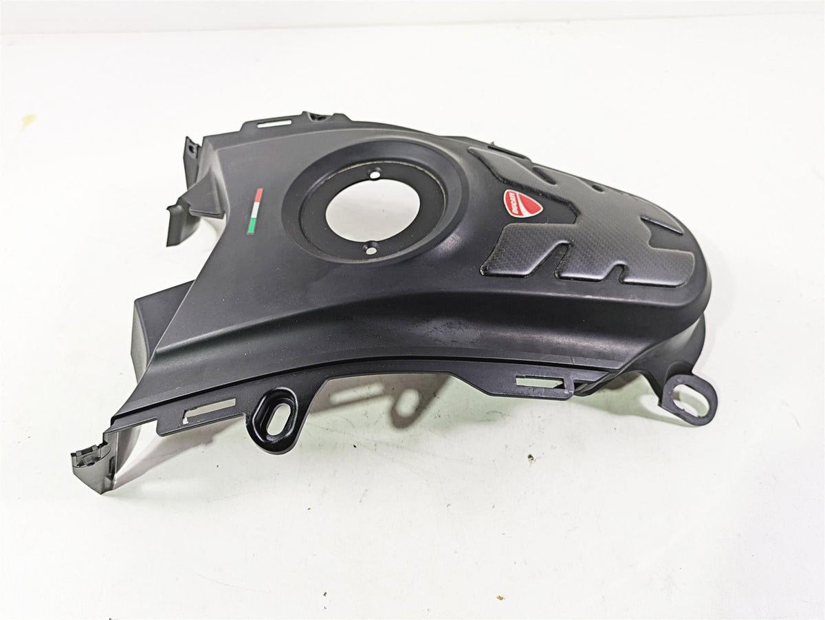 2013 Ducati Hyperstrada 821 Center Tank Fairing Cover 480P5672B {{ shop.shopifyCountryName }} - Mototech271