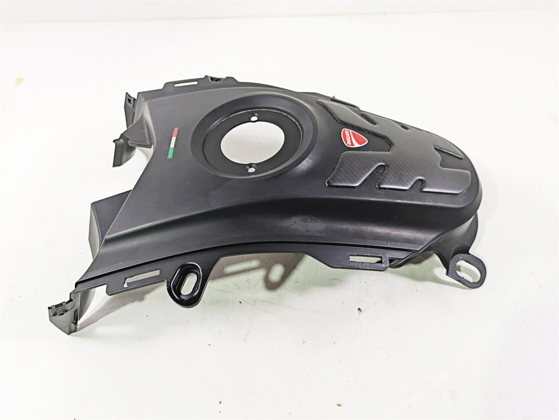 2013 Ducati Hyperstrada 821 Center Tank Fairing Cover 480P5672B | Mototech271