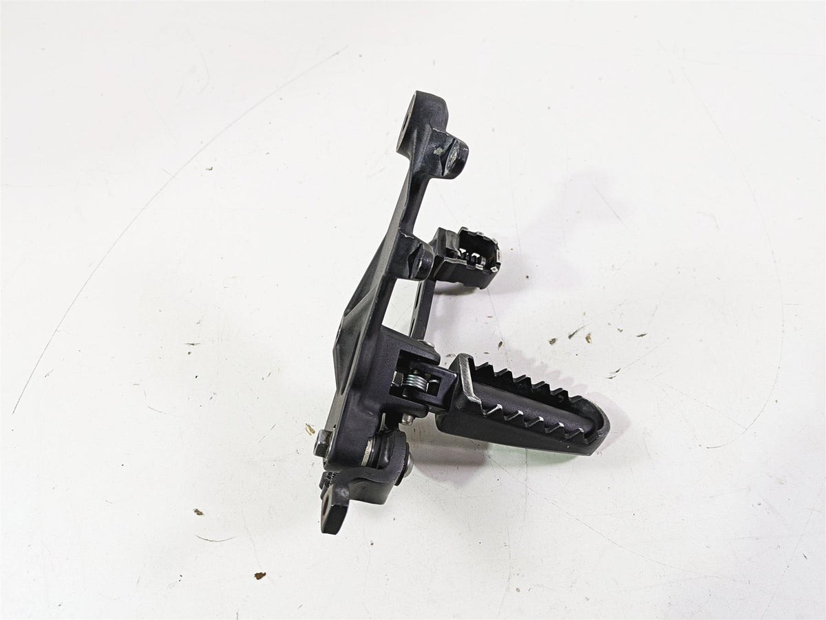 2022 Harley RA1250 S Pan America Right Rider Footpeg & Brake Pedal 50501785 {{ shop.shopifyCountryName }} - Mototech271