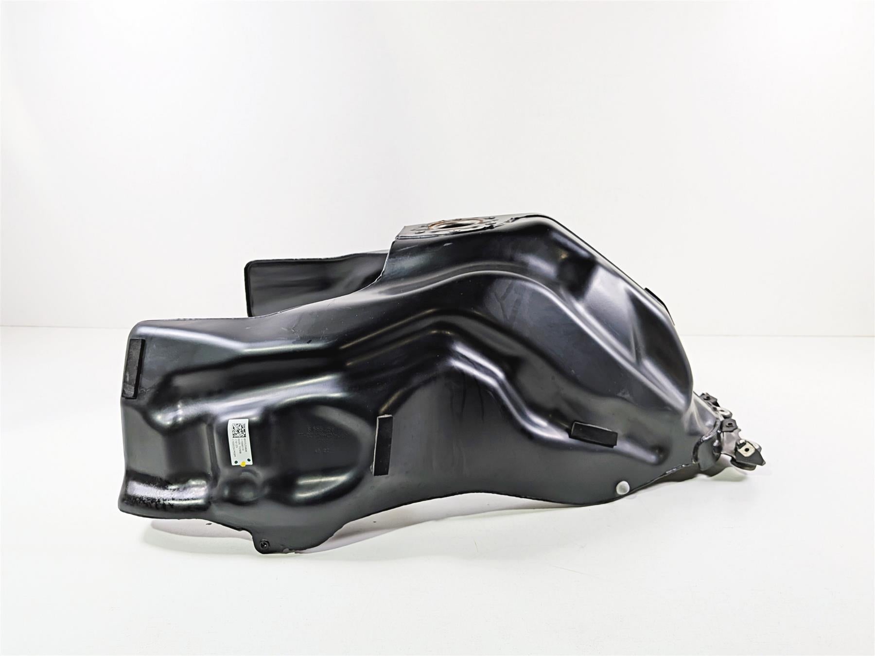 2023 BMW F850GS K81 Metal Fuel Gas Petrol Tank - Clean No Dents 16118555258 {{ shop.shopifyCountryName }} - Mototech271