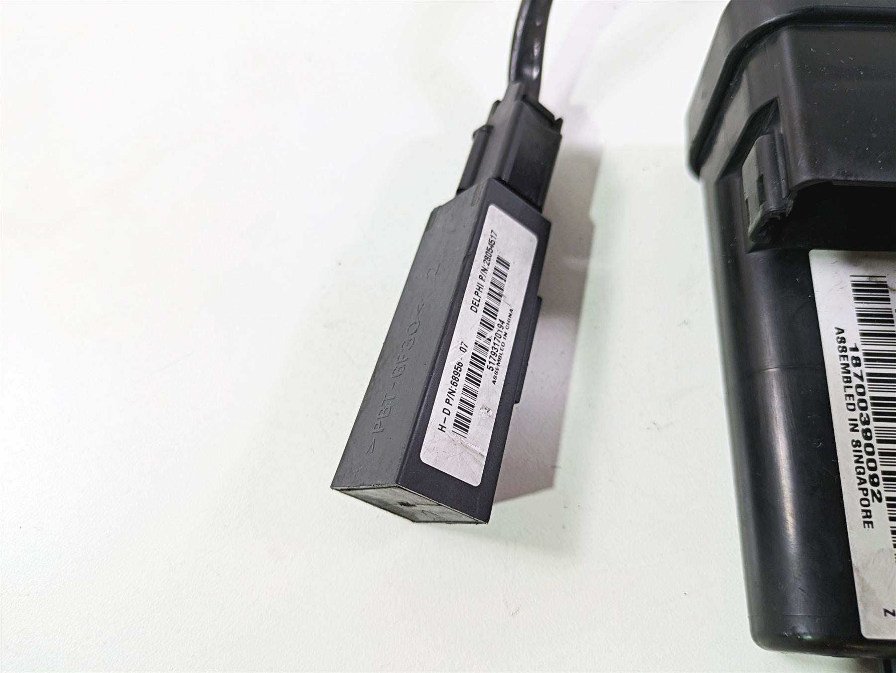 2010 Harley Touring FLHTK Electra Glide Tssm Security Module & Fob Key 68924-07 {{ shop.shopifyCountryName }} - Mototech271