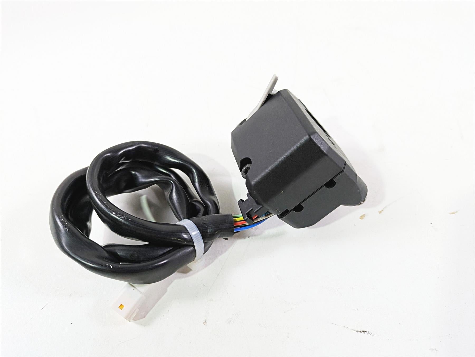 2019 Ducati Supersport 939 S Left Hand Turn Signal Control Switch 65110241C {{ shop.shopifyCountryName }} - Mototech271