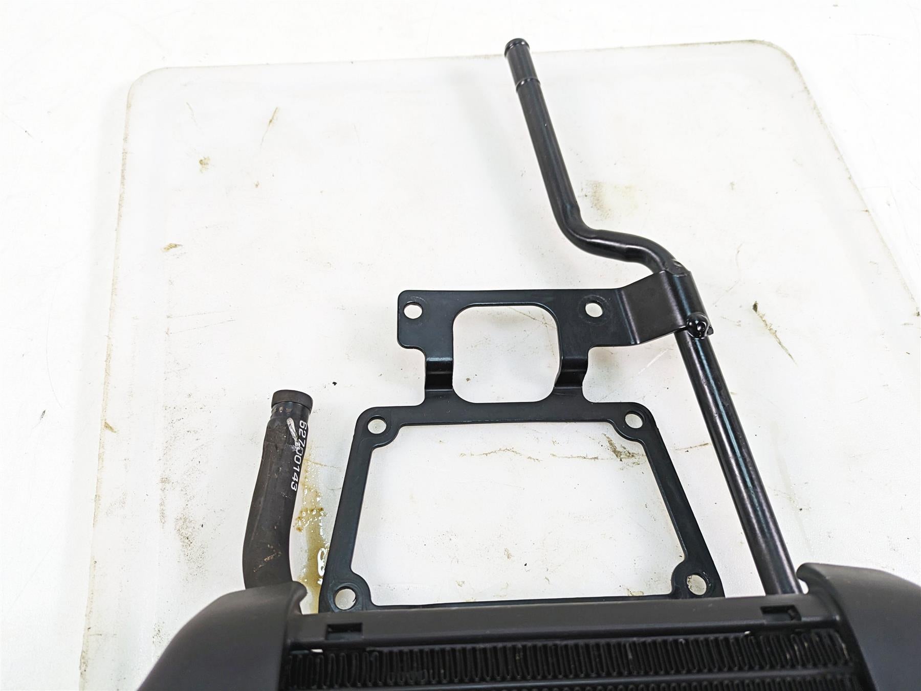 2020 Harley Touring FLHX Street Glide Oil Cooler + Lines Hoses & Cover 62700196 {{ shop.shopifyCountryName }} - Mototech271