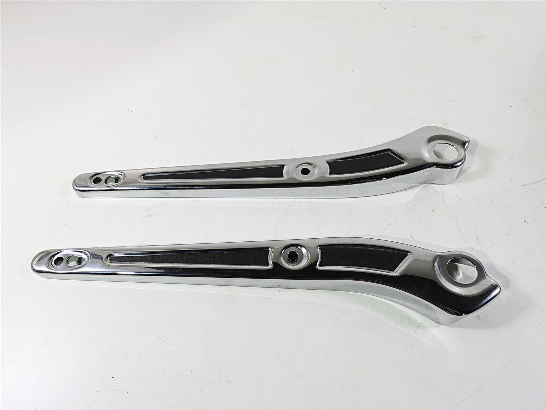2014 Harley FXDL Dyna Low Rider Rear Fender Struts Braces 57300024 57300026 {{ shop.shopifyCountryName }} - Mototech271