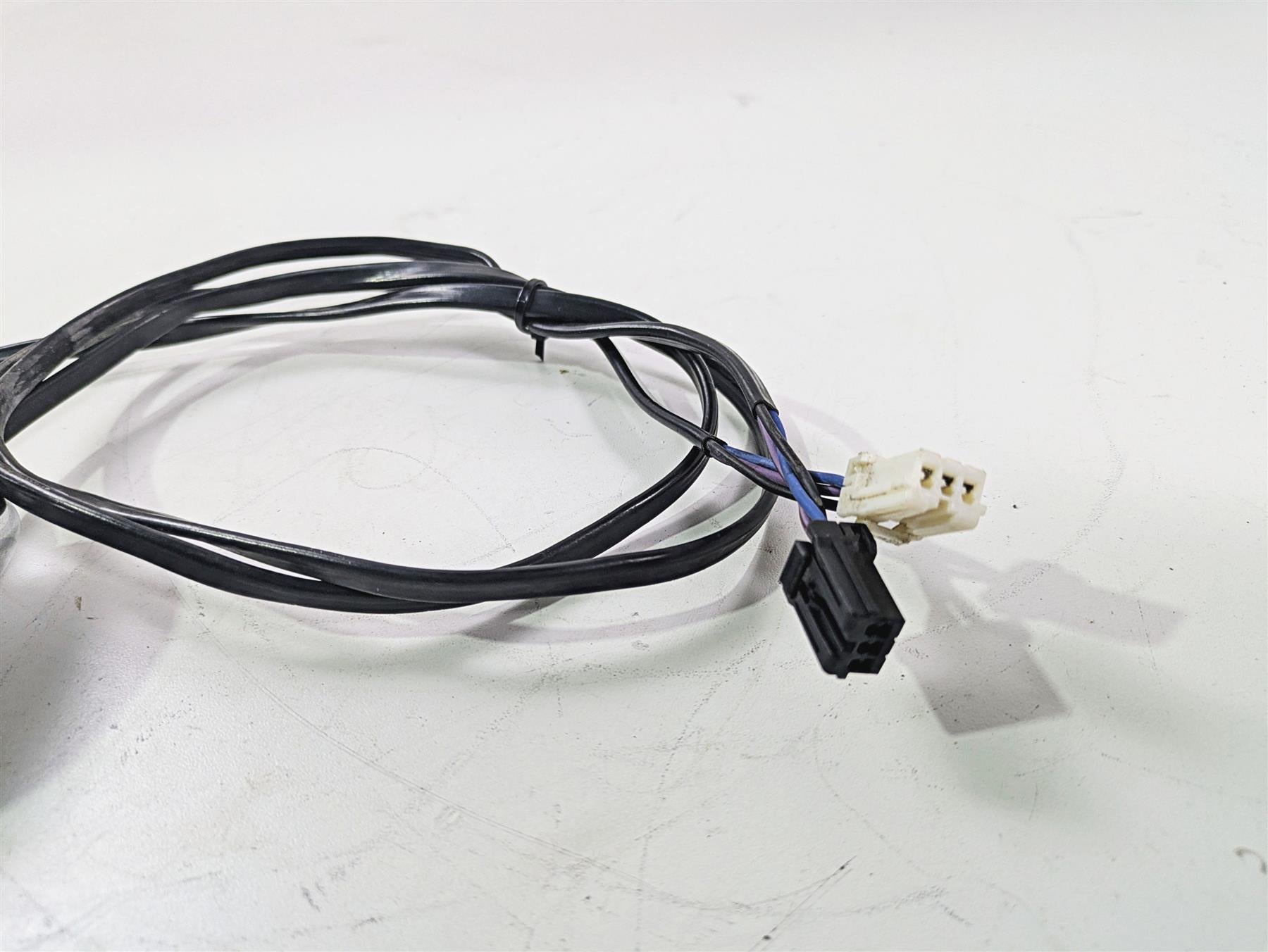 2009 Harley FXDC Dyna Super Glide Smoked Led Front Turn Signal Set 68972-00 {{ shop.shopifyCountryName }} - Mototech271