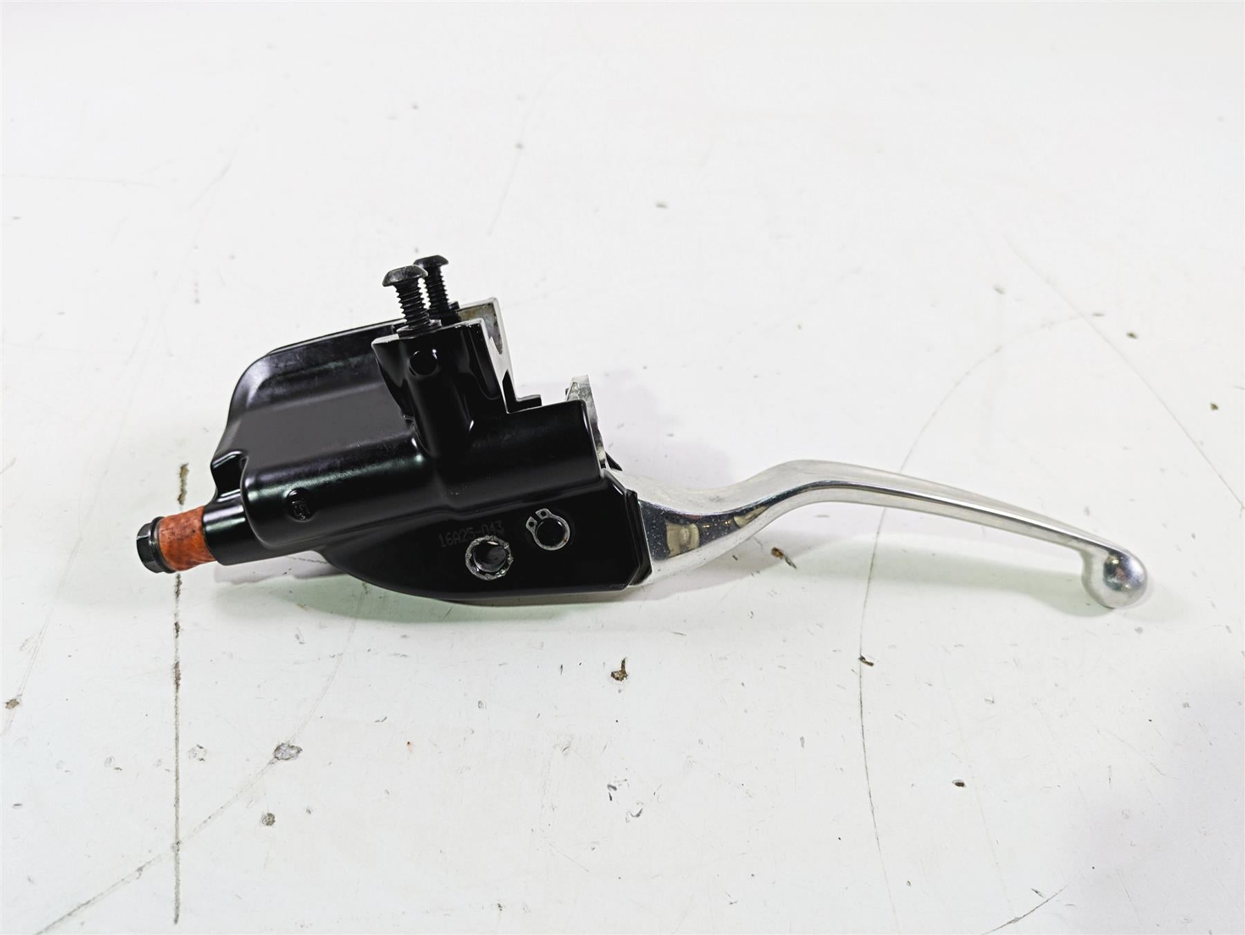 2016 Harley Touring FLTRX Road Glide Front Brake Master Cylinder 44551-08F {{ shop.shopifyCountryName }} - Mototech271