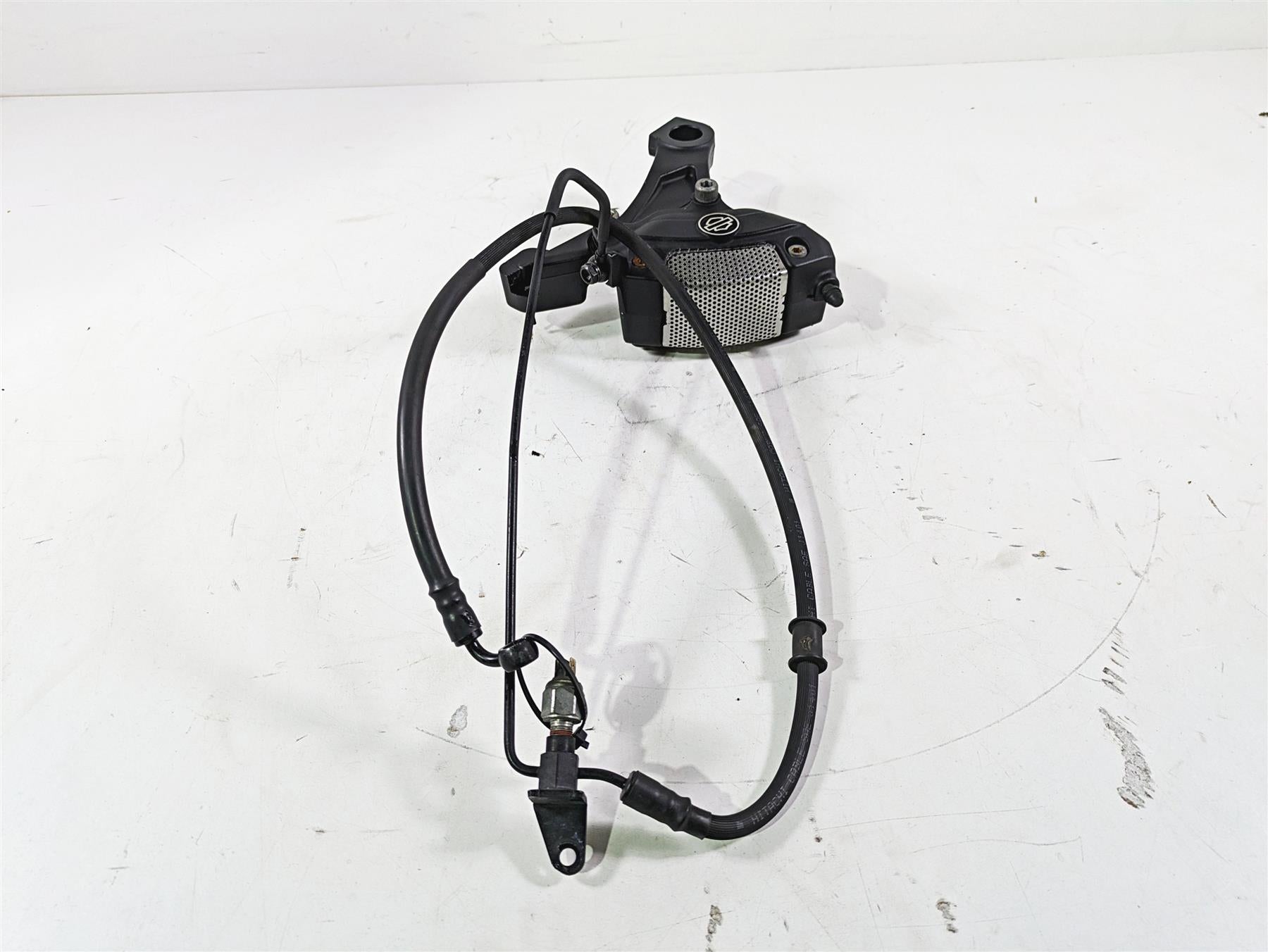 2013 Harley VRSCDX Night Rod Sp Rear Brake Caliper & Line 43050-08 {{ shop.shopifyCountryName }} - Mototech271