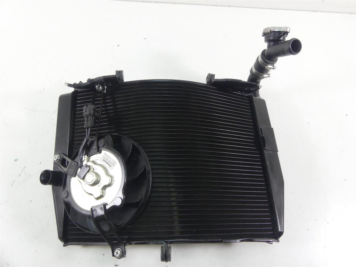 2021 Honda CBR600RR Radiator Fan Reservoir Hoses Guard Set - Read 19010-MFJ-D01 {{ shop.shopifyCountryName }} - Mototech271