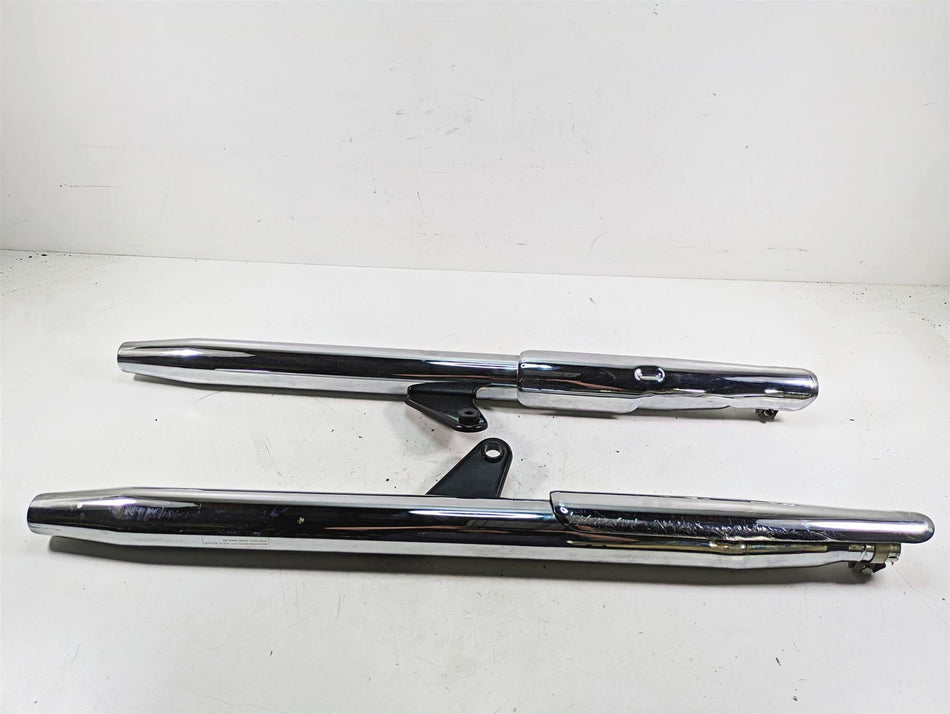 2011 Triumph America Exhaust Pipe Muffler Silencer Set T2206423 {{ shop.shopifyCountryName }} - Mototech271