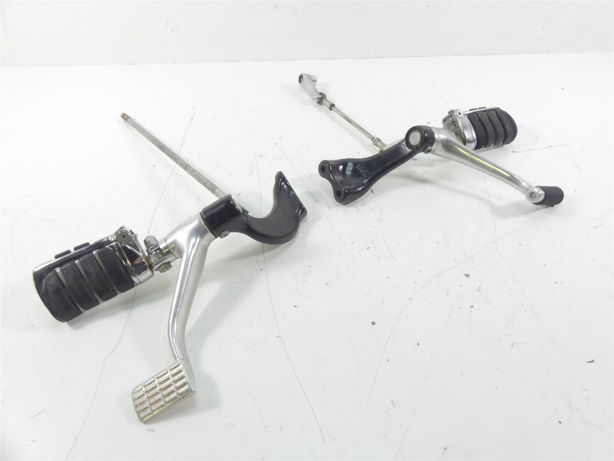 2014 Harley Sportster XL1200 C Front Forward Footpeg Shifter Pedal Set 42651-04 {{ shop.shopifyCountryName }} - Mototech271