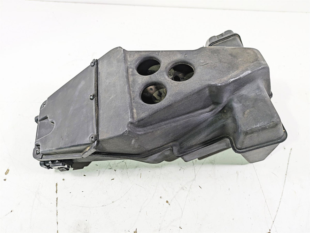 2004 Victory Kingpin Air Box Cleaner Filter Breather 1013720 {{ shop.shopifyCountryName }} - Mototech271