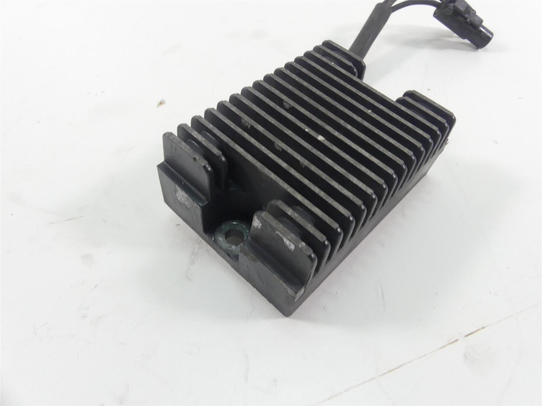 2003 Harley Sportster XL1200 C 100th Anniv Rectifier Voltage Regulator 74523-94A {{ shop.shopifyCountryName }} - Mototech271
