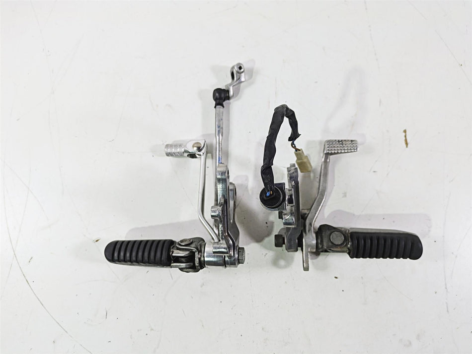 2003 Kawasaki ZX9R Ninja Left Right Rider Footpeg Set Shifter 35011-1874 {{ shop.shopifyCountryName }} - Mototech271