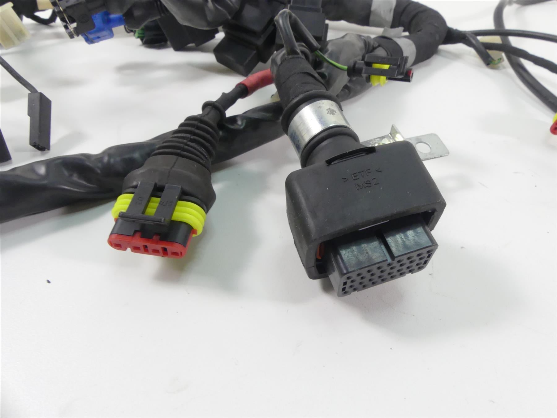 2016 Moto Guzzi V7 II Special 750 Main Wiring Harness Loom Abs - No Cut 2D000108 {{ shop.shopifyCountryName }} - Mototech271