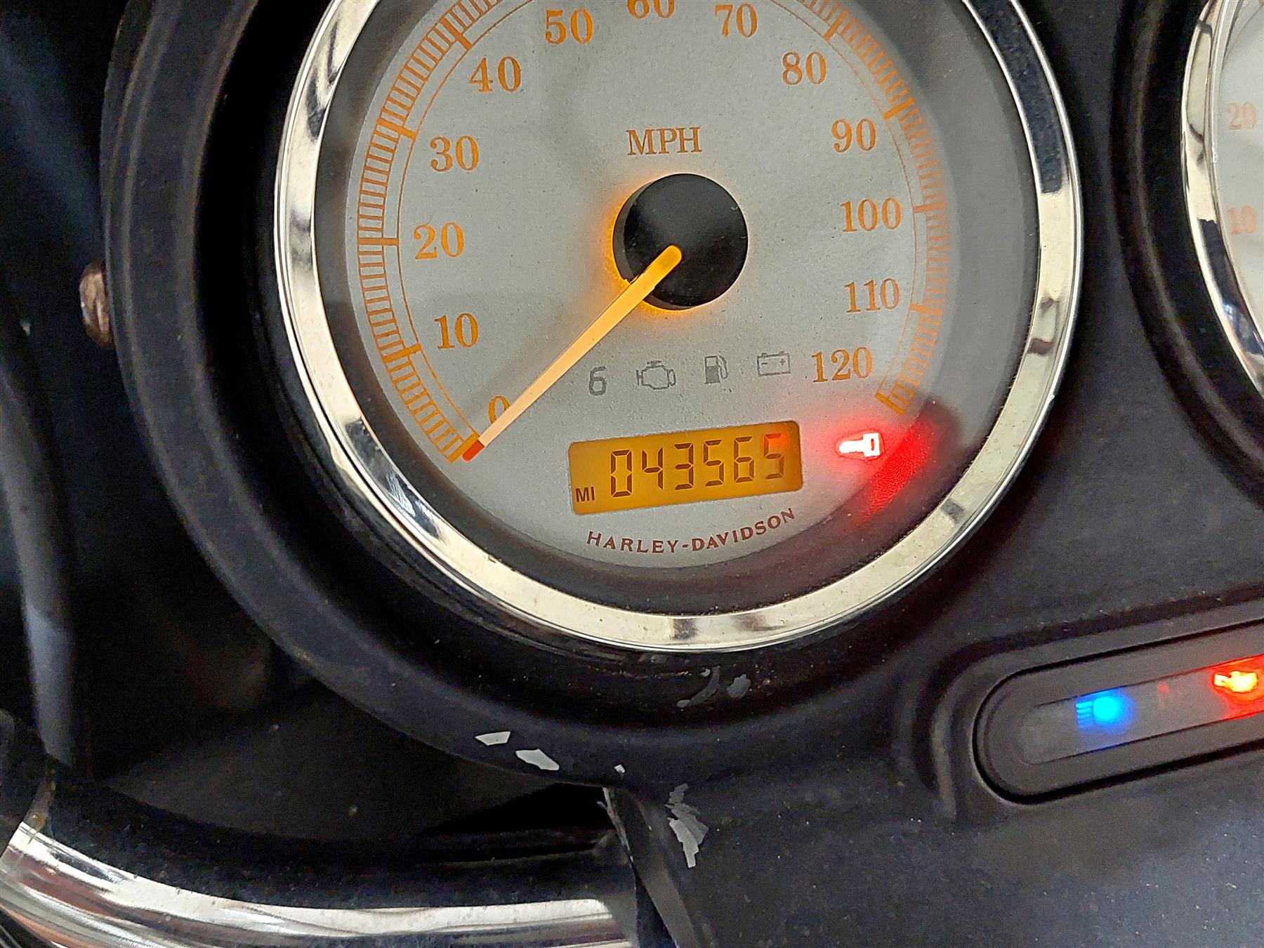 HARLEY-DAVIDSON スピードメーター 2011 Harley Touring FLTRX Road Glide Speedometer Gauge 43k